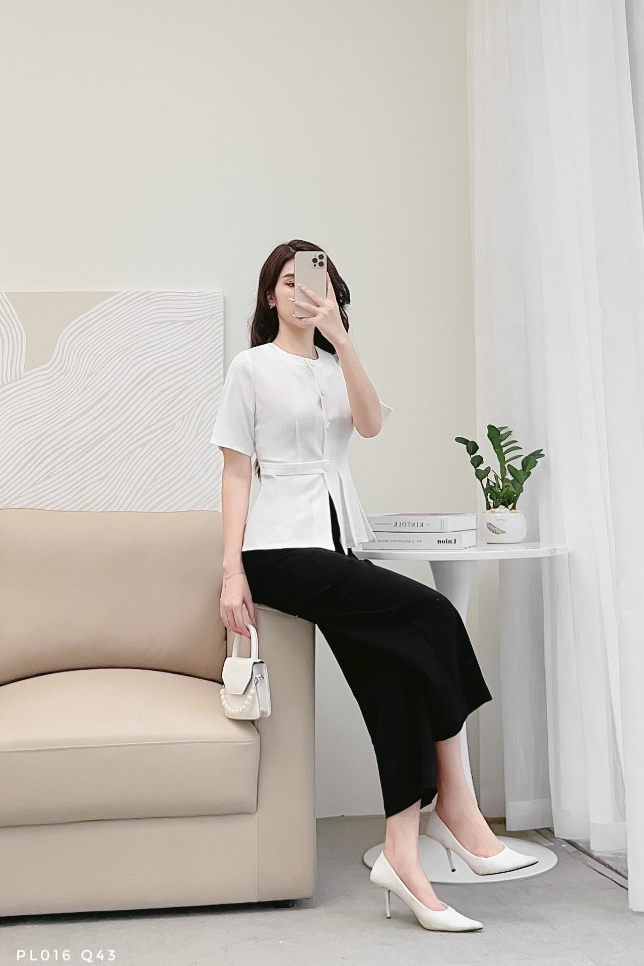 Áo peplum cách điệu cổ tròn phối xếp ly sang chảnh