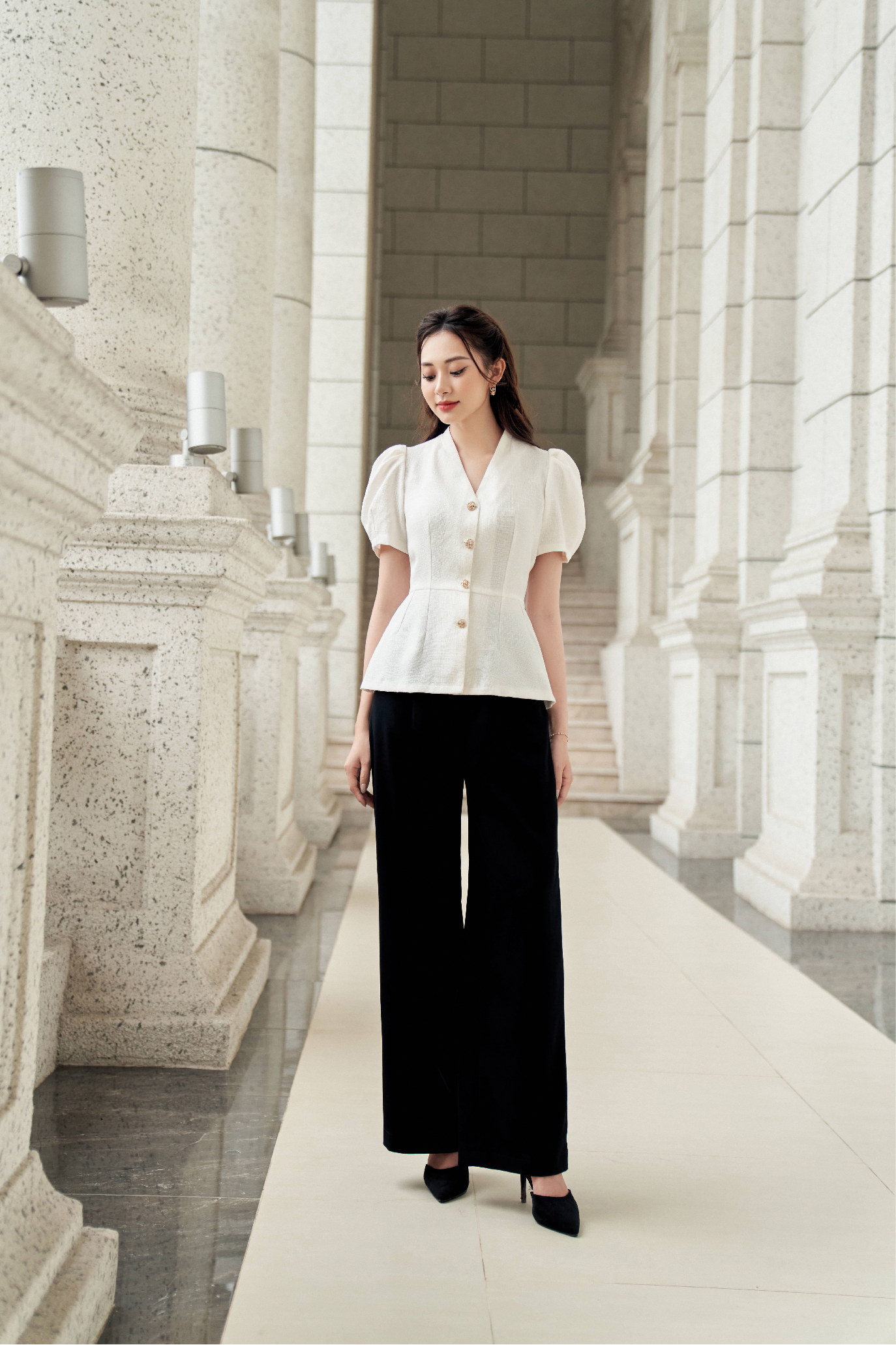 Áo peplum phối đai bọc thanh lịch