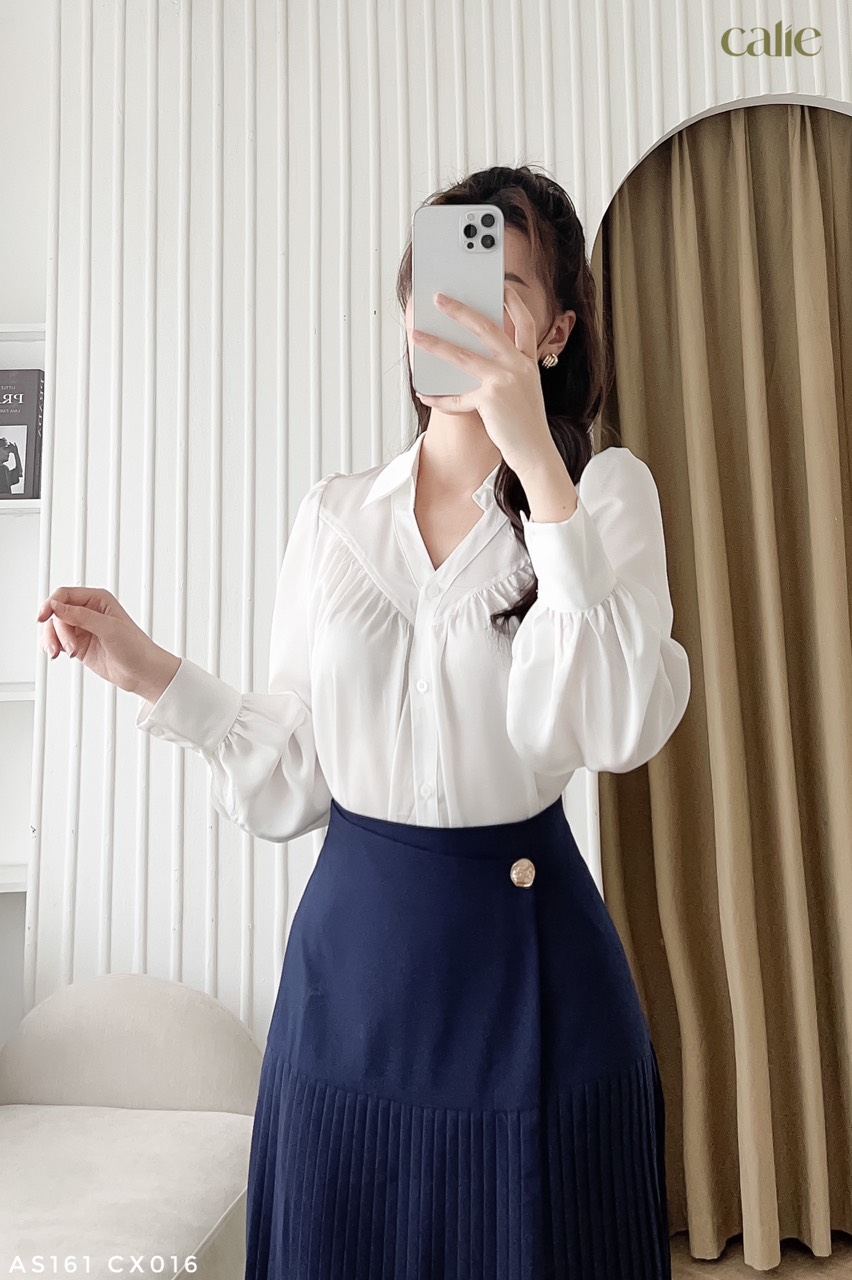 Chân váy xòe xếp ly cách điệu thanh lịch
