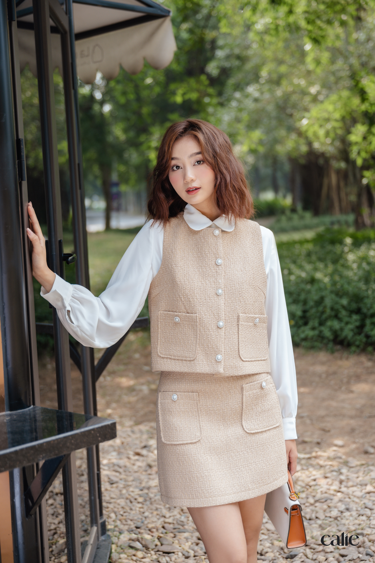 Áo gile dạ tweed trẻ trung