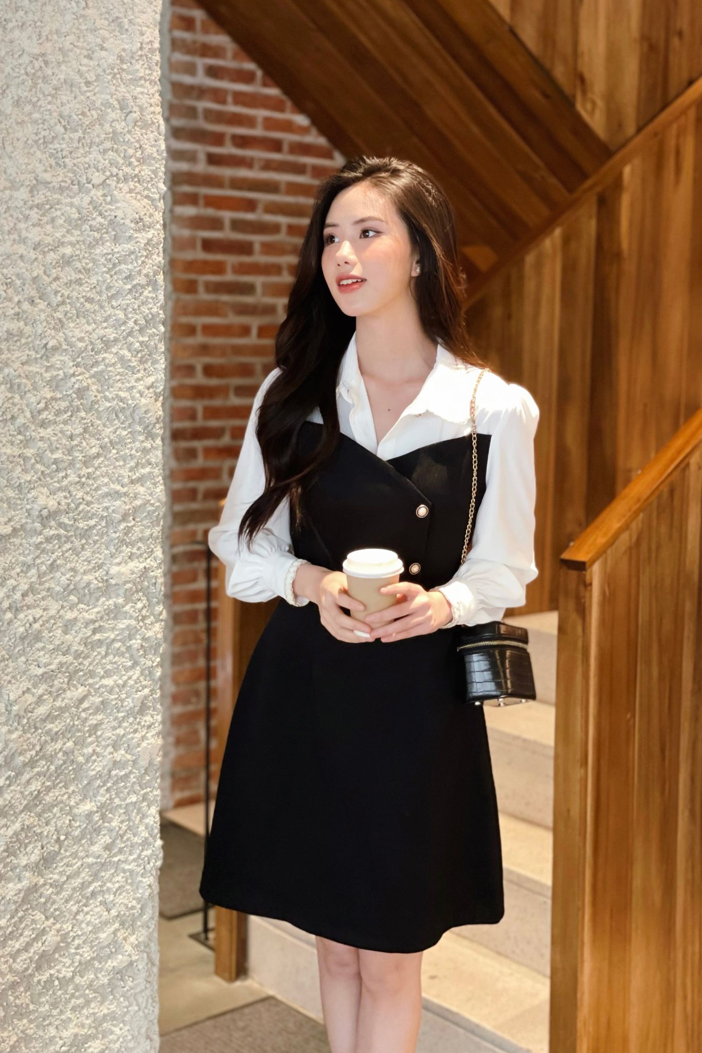 Váy dáng A phối cổ đức trẻ trung