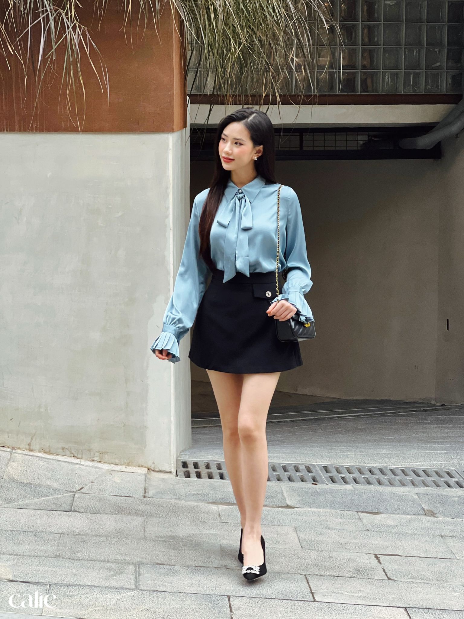 Áo sơ mi tay dài phối xếp ly