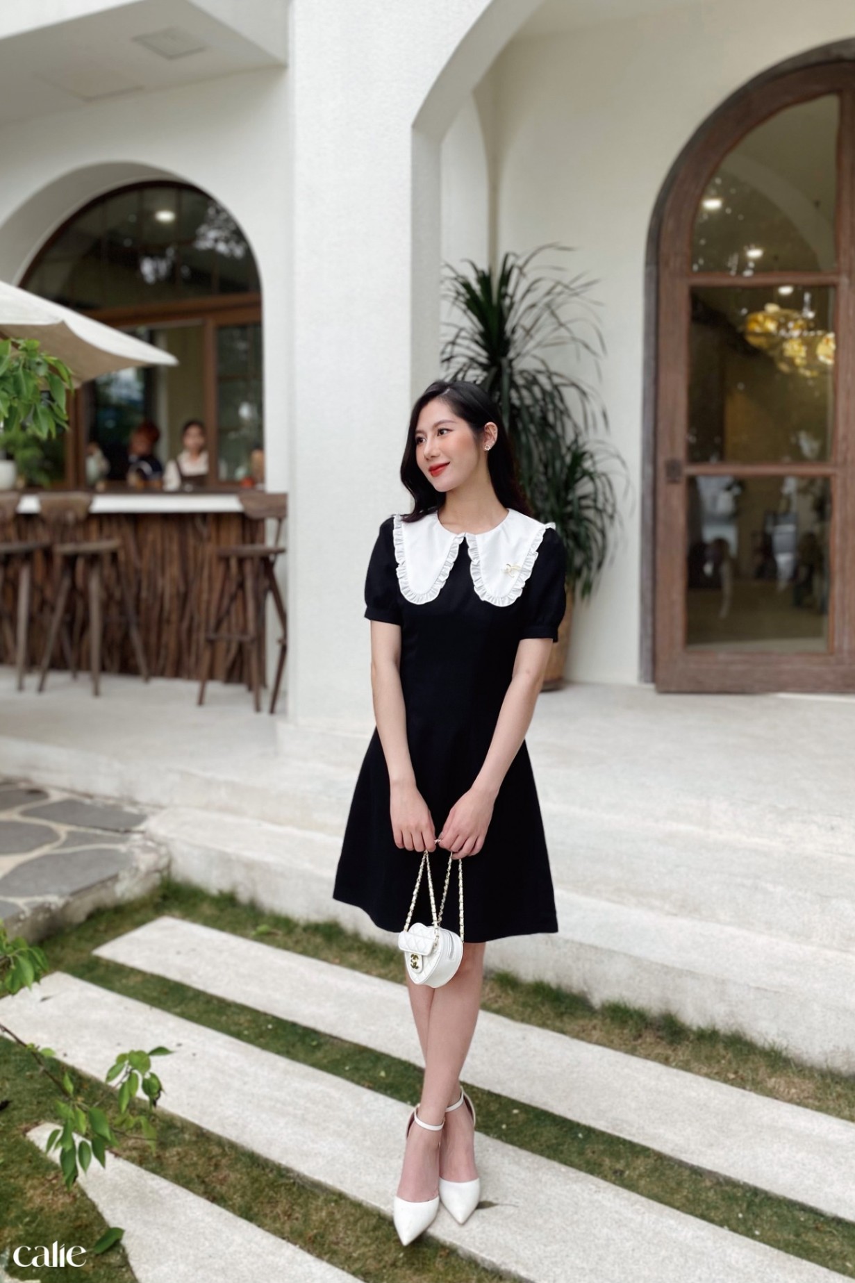 Váy dáng A basic cổ cánh nhạn to xếp bèo nhỏ