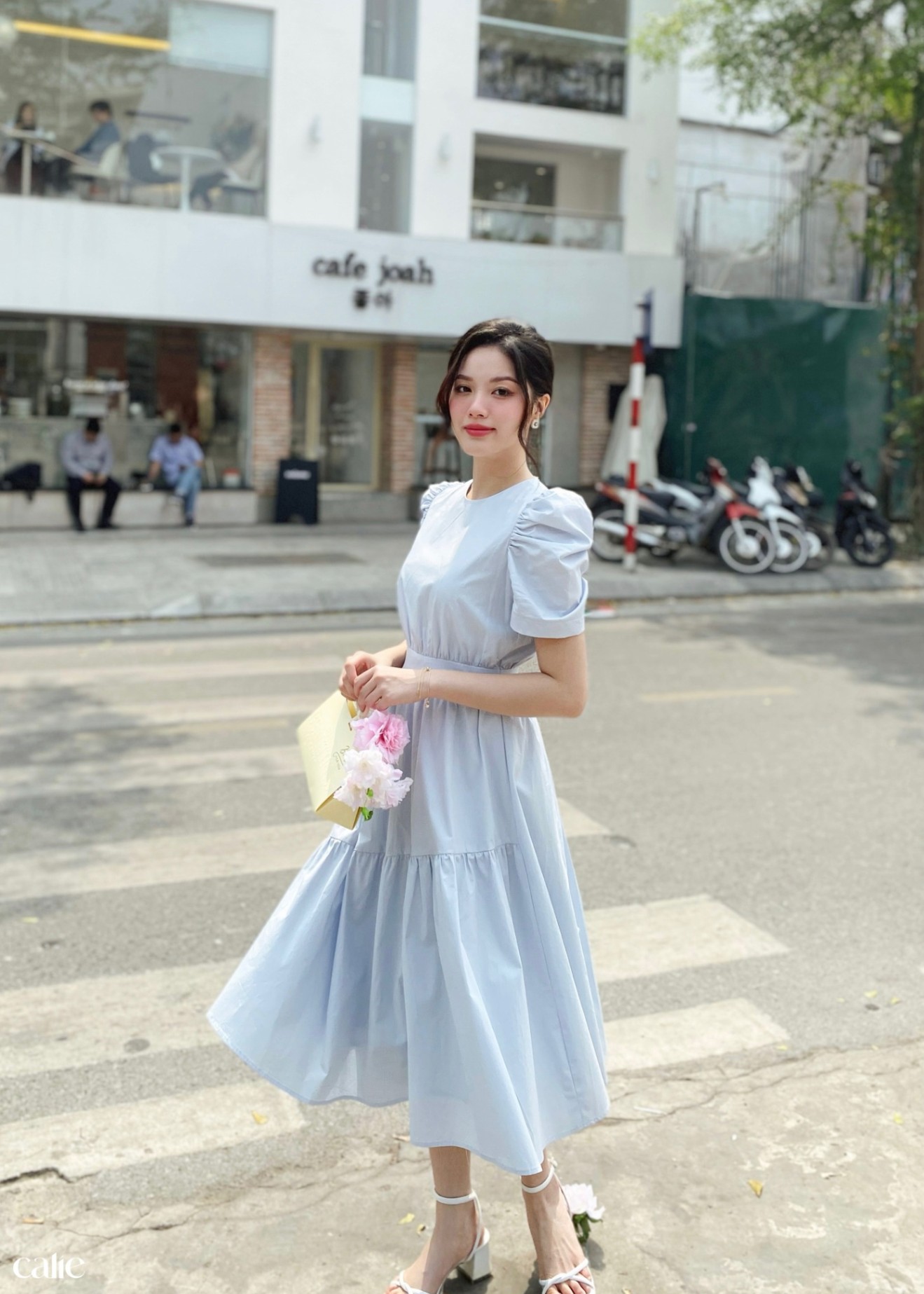 Váy midi cổ tròn đai eo chân váy nhún chéo