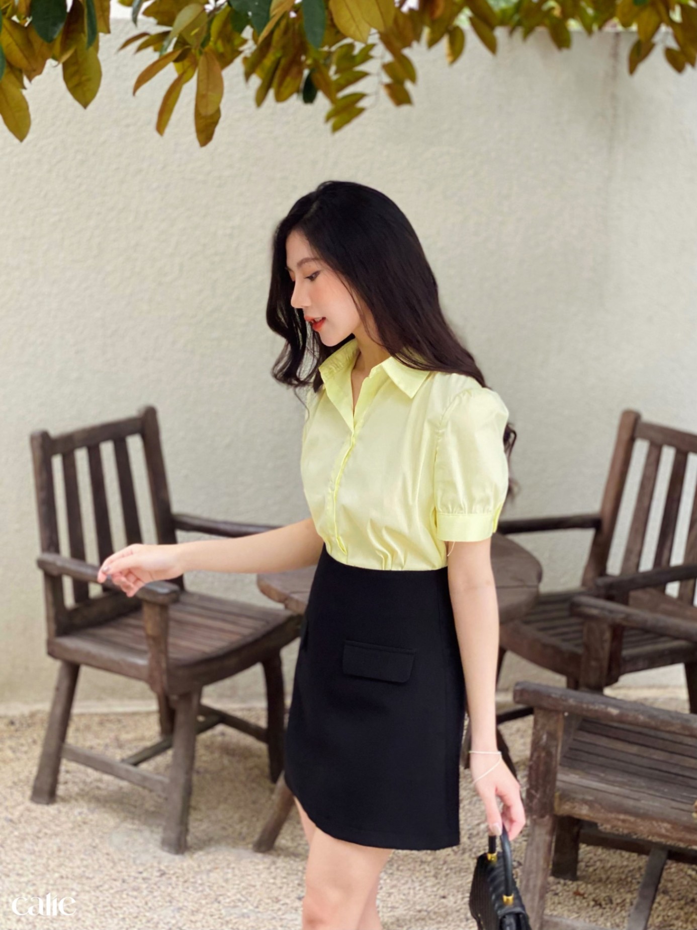 áo sơ mi cổ đức tay ngắn dây rút nhún sau lưng