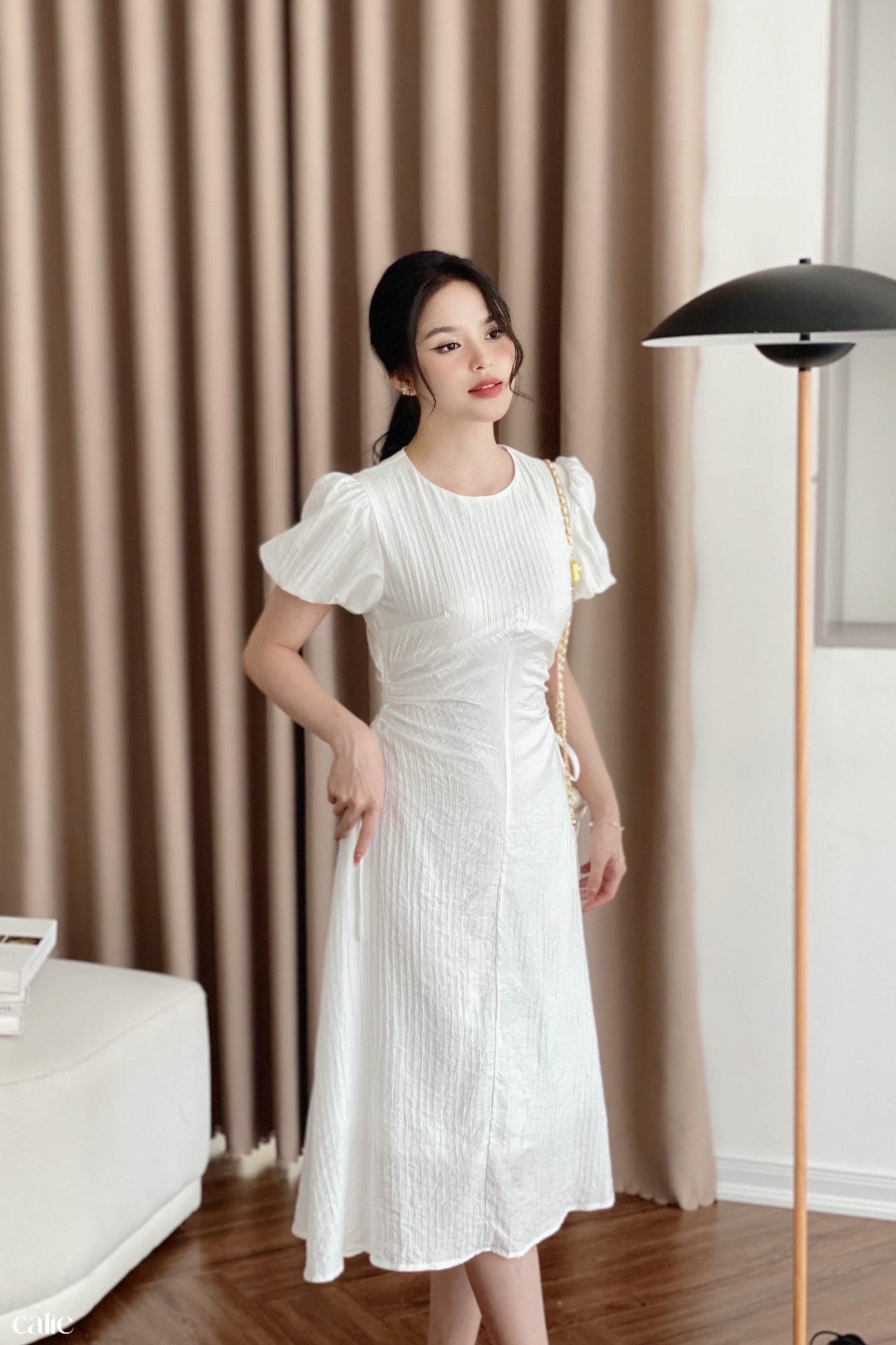 váy midi dáng A  tay bồng giật nhún eo