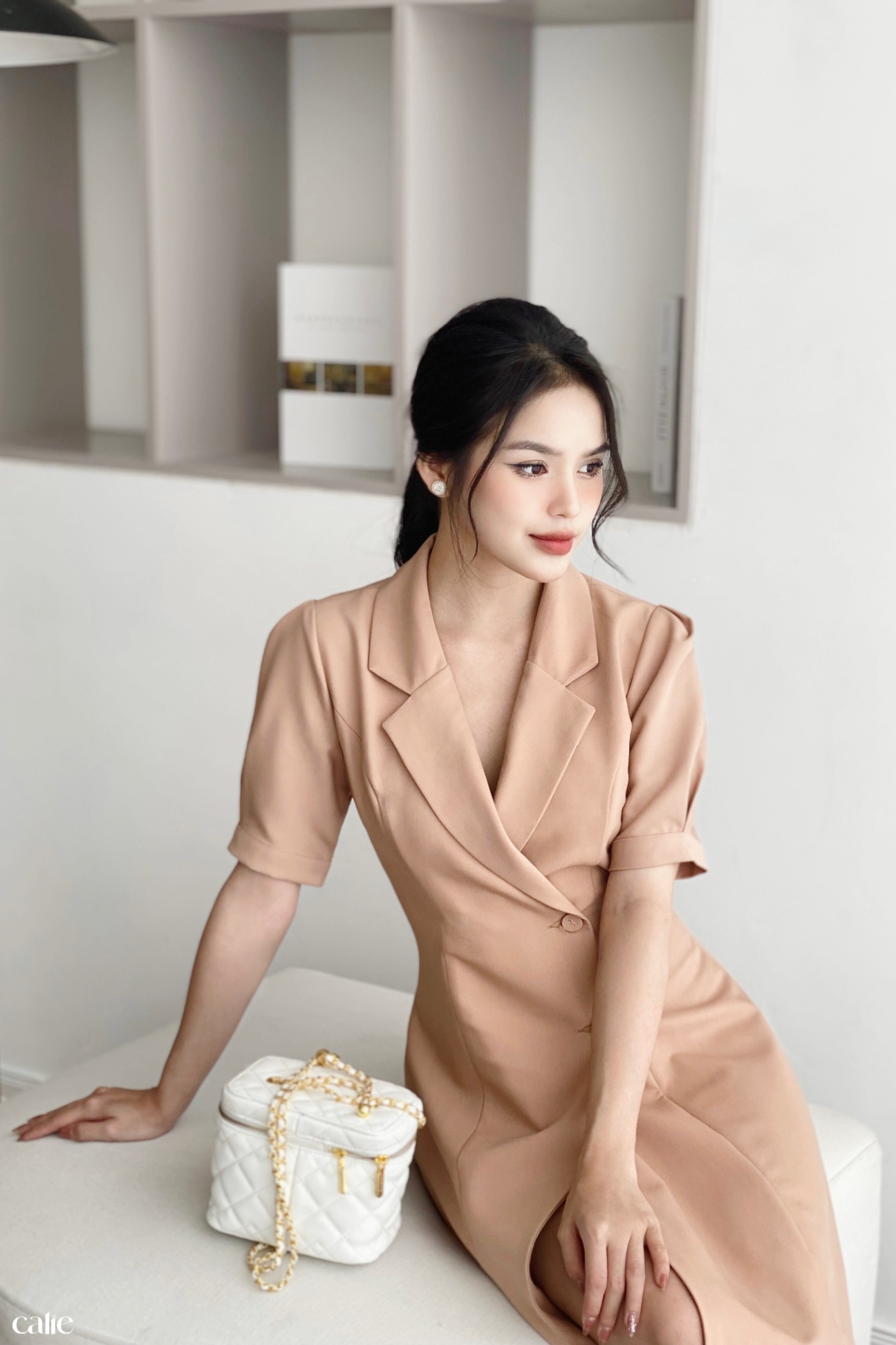 Váy dáng A cổ vest vạt lệch đính cúc