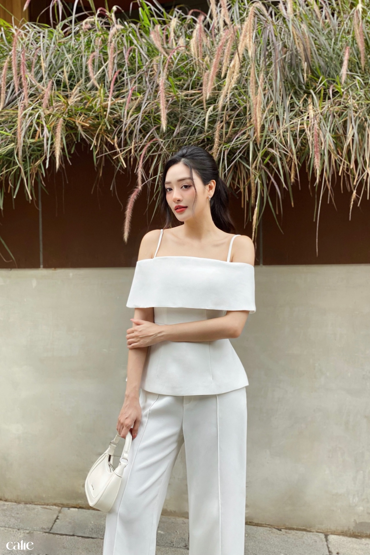 áo cách điệu ngang vai