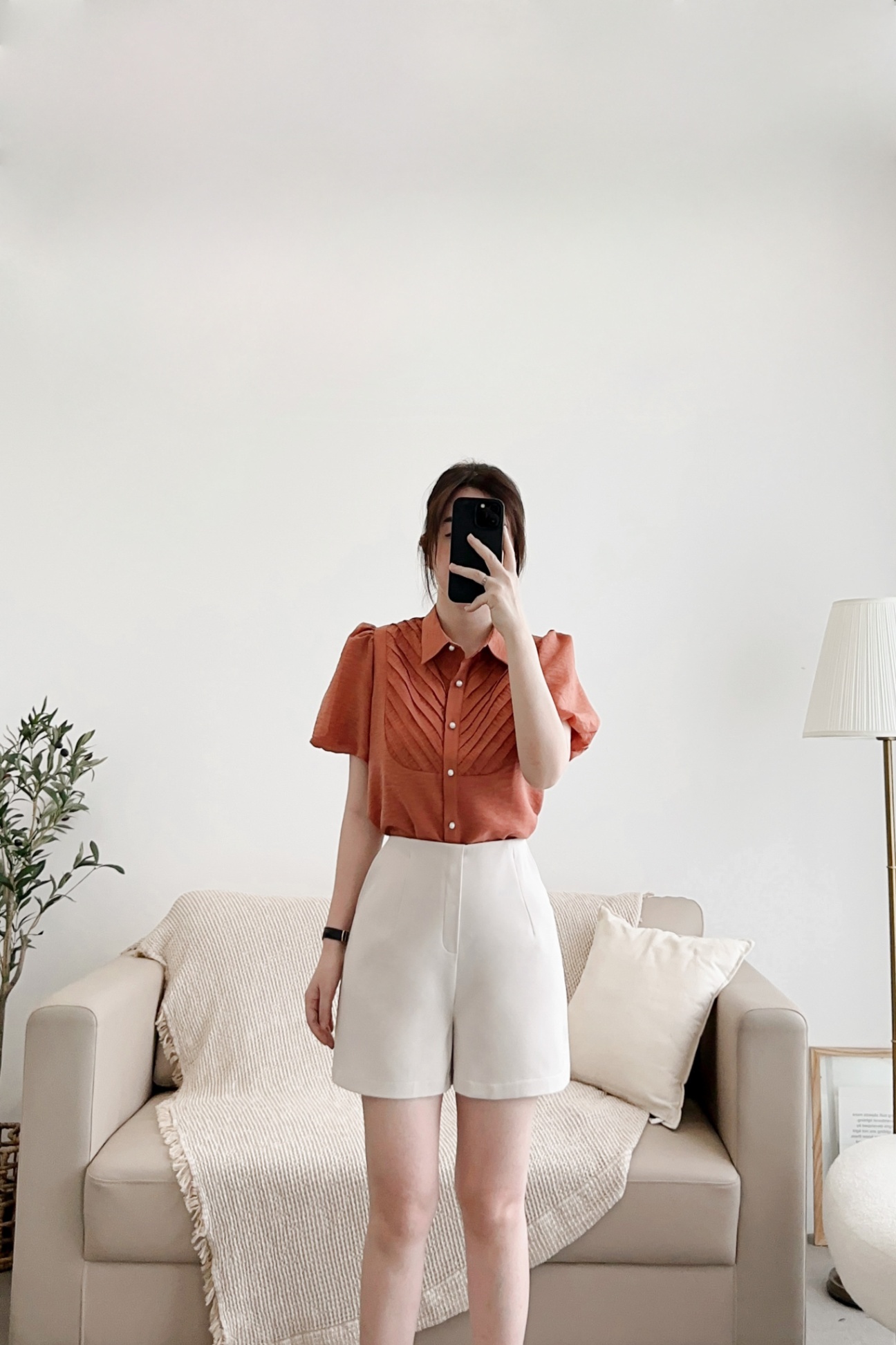 Áo so mi xếp ly ngực tay bồng