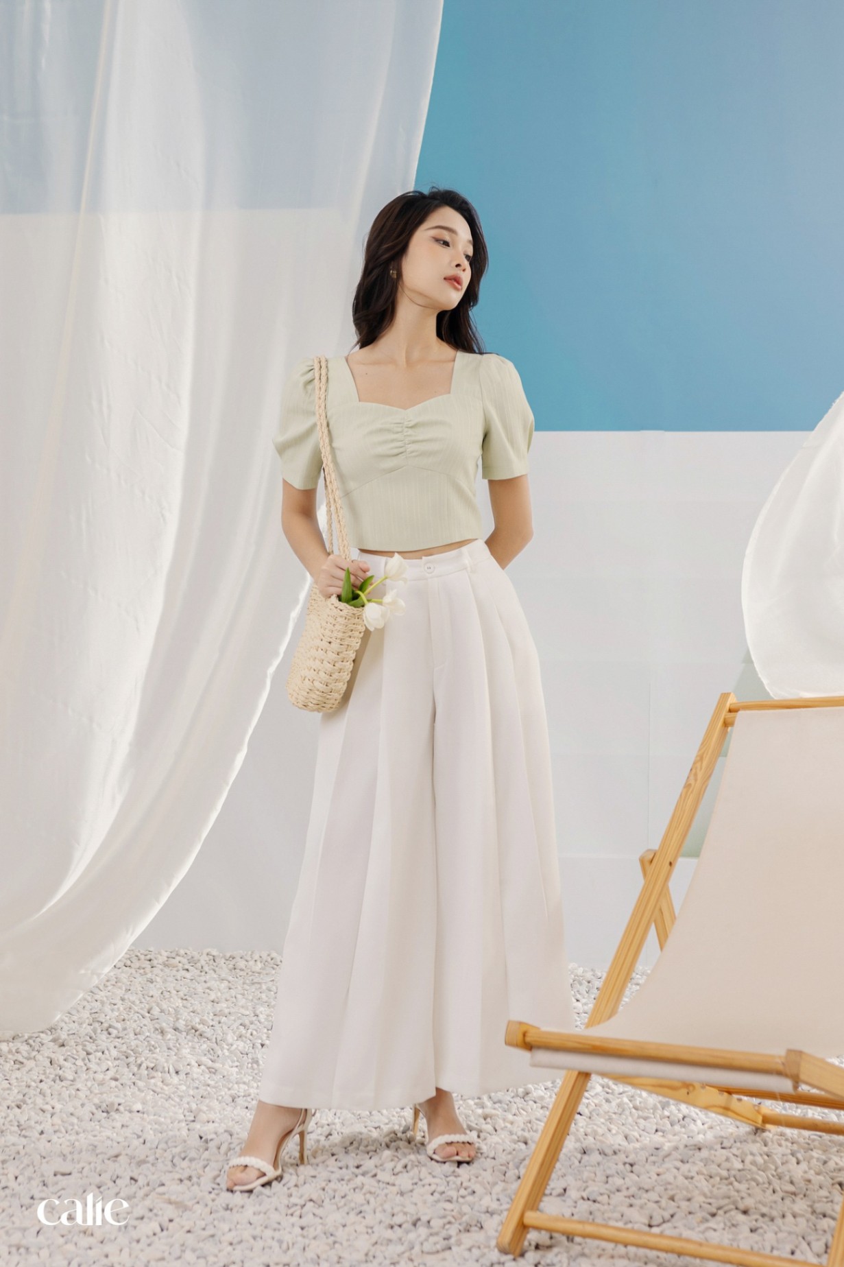Aó croptop cúp ngực tay bồng