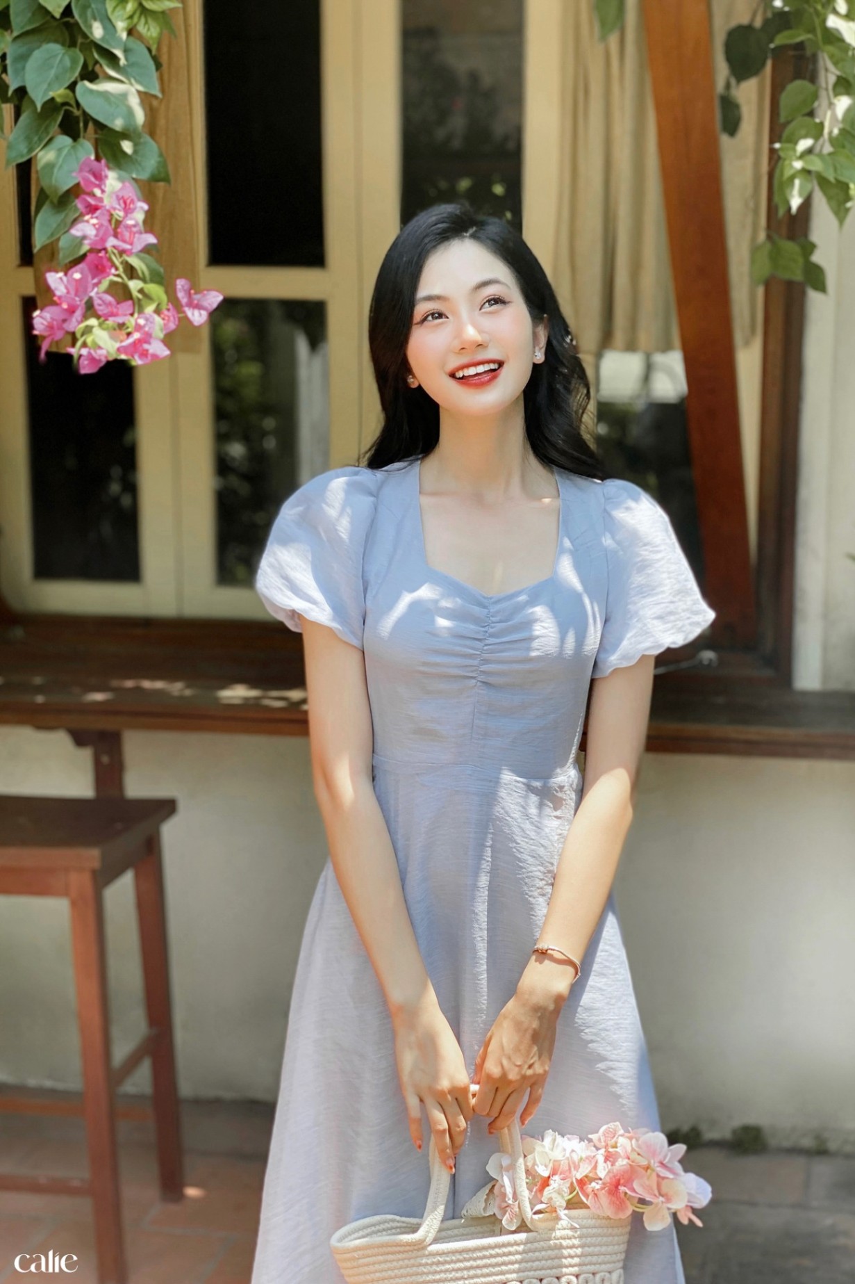 váy midi dáng A nhẹ cổ vuông nhún ngực