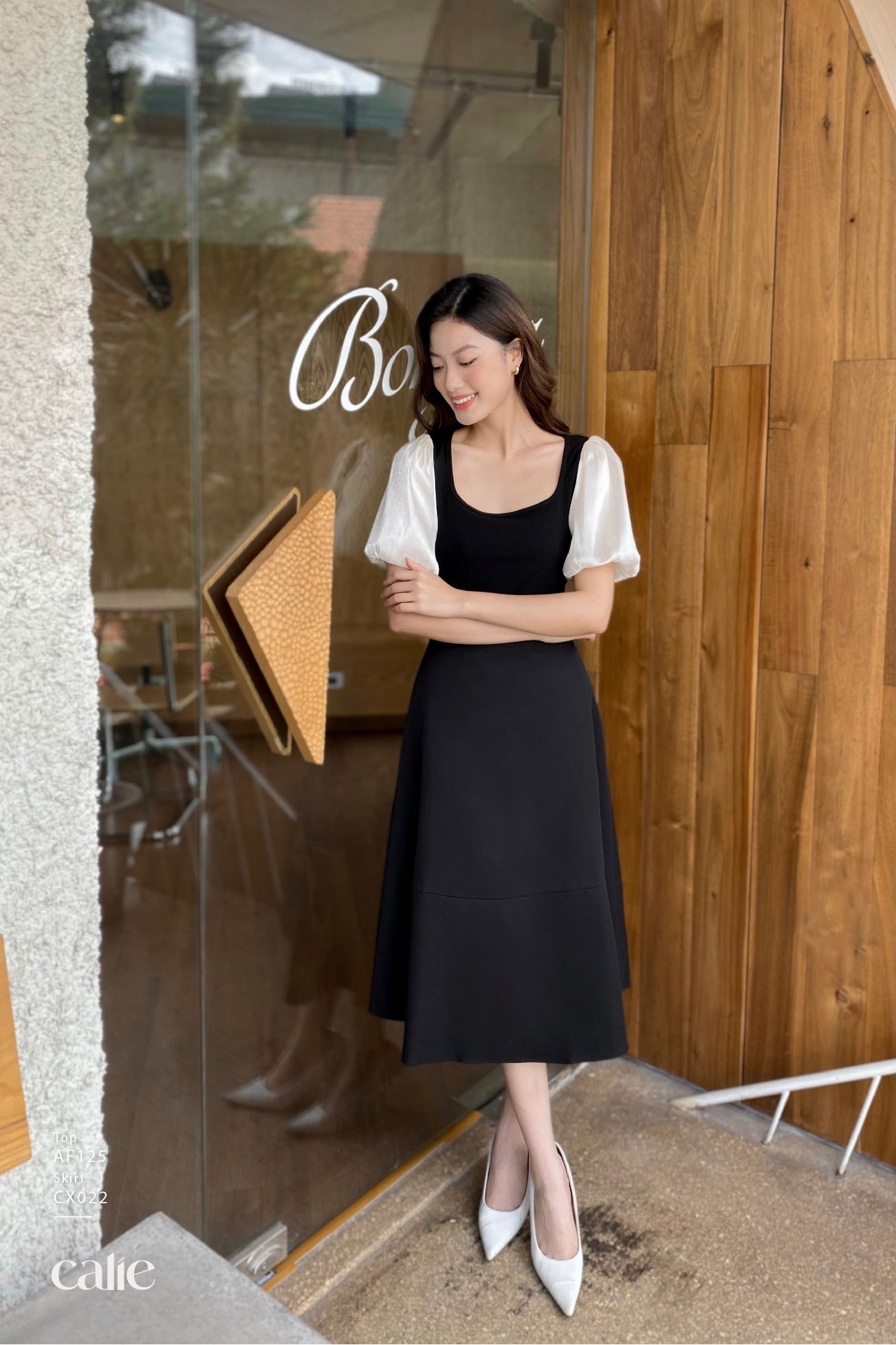 Áo dệt kim cổ vuông tay bồng