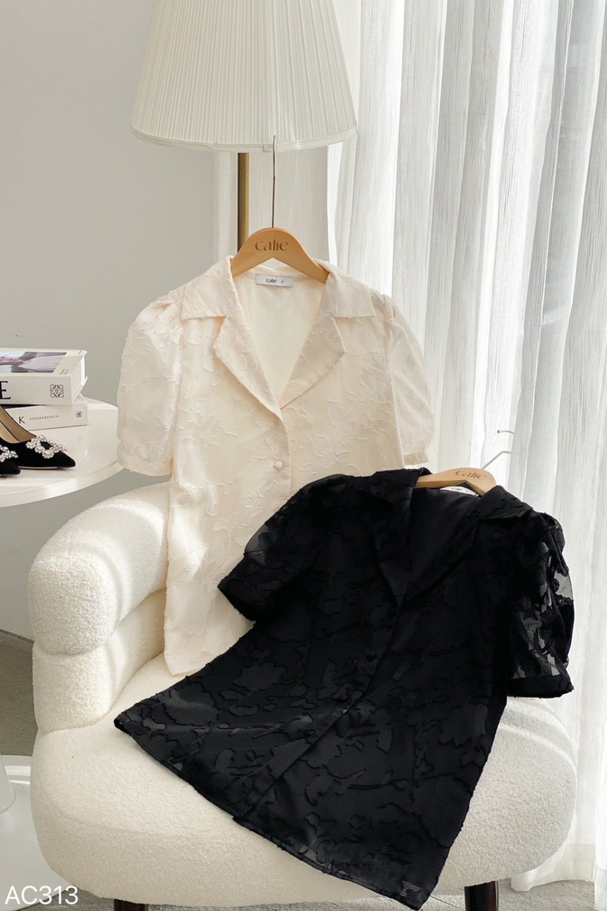 Áo dáng suông cổ vest tay bồng