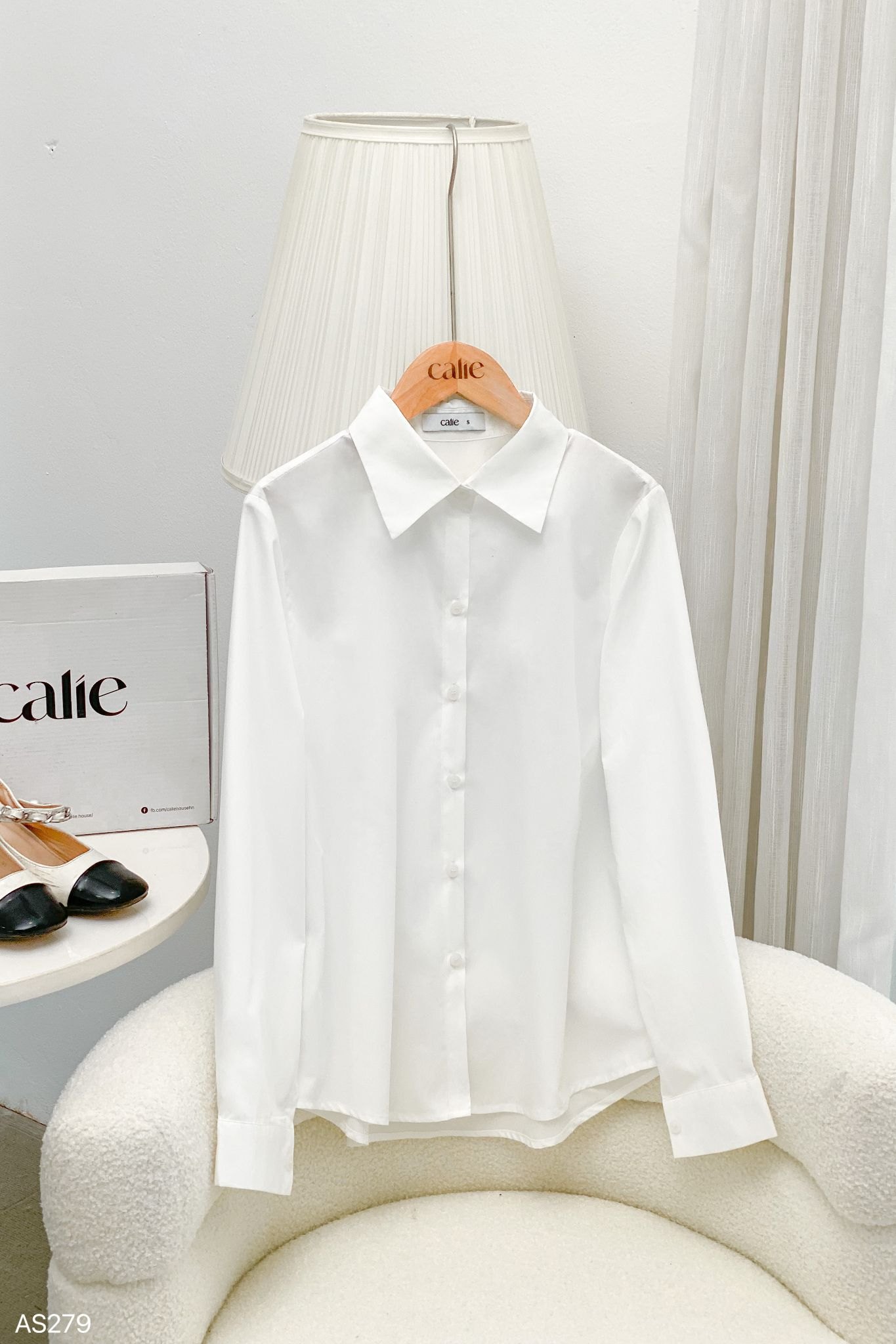Áo sơ mi trắng cổ đức basic