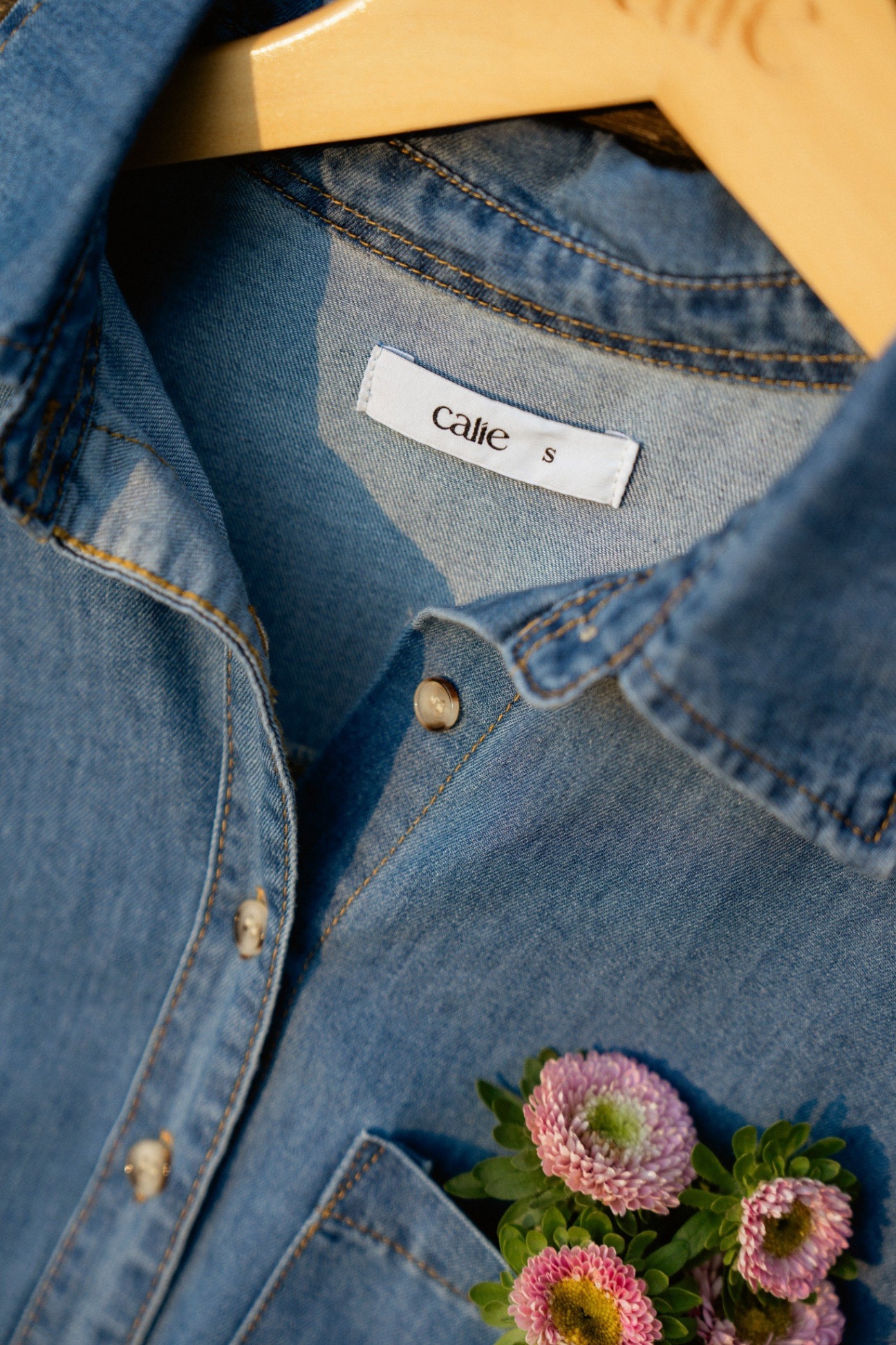Áo Sơ mi denim dáng suông