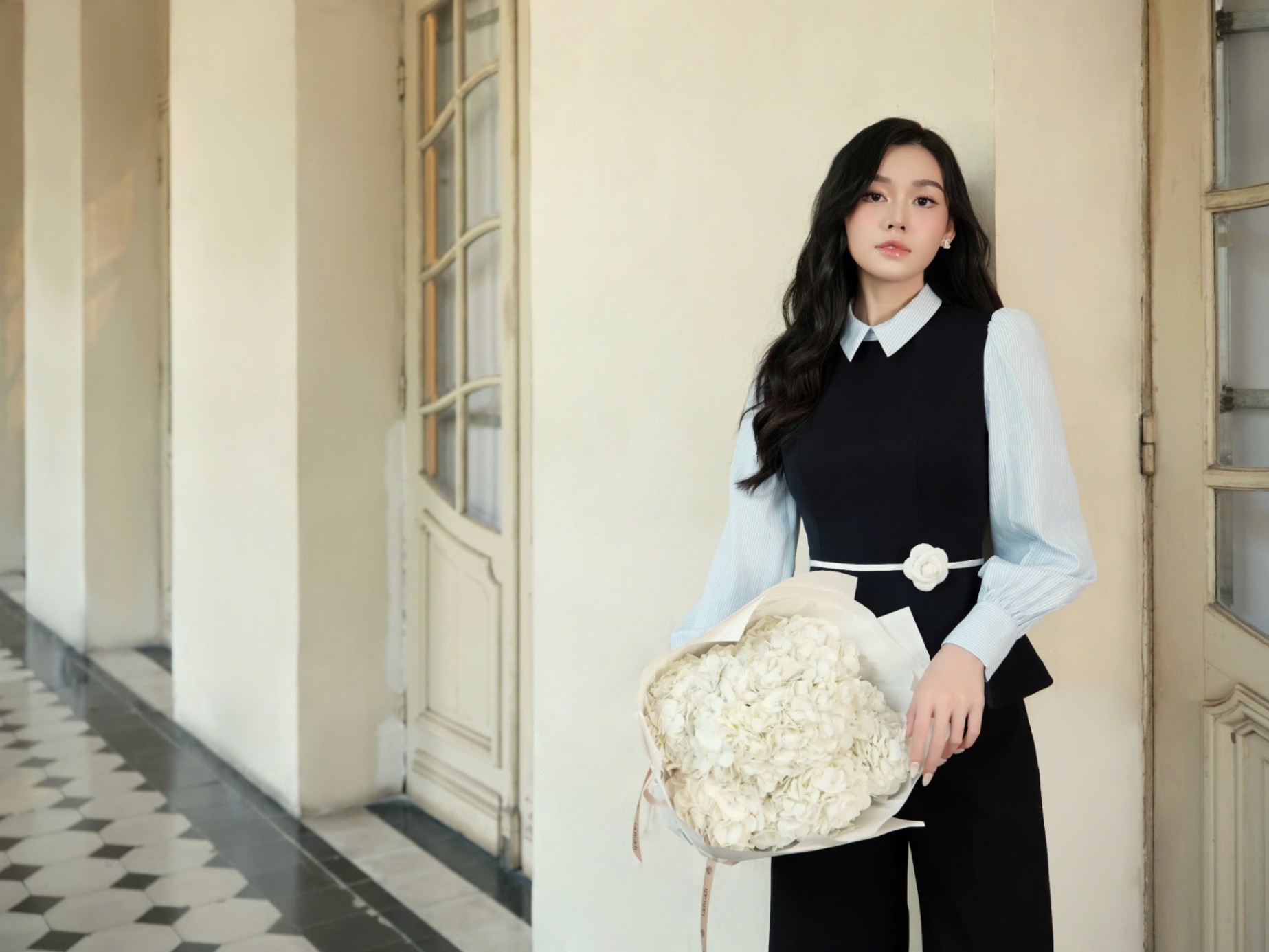 Áo peplum cổ phối đai eo hoa trà