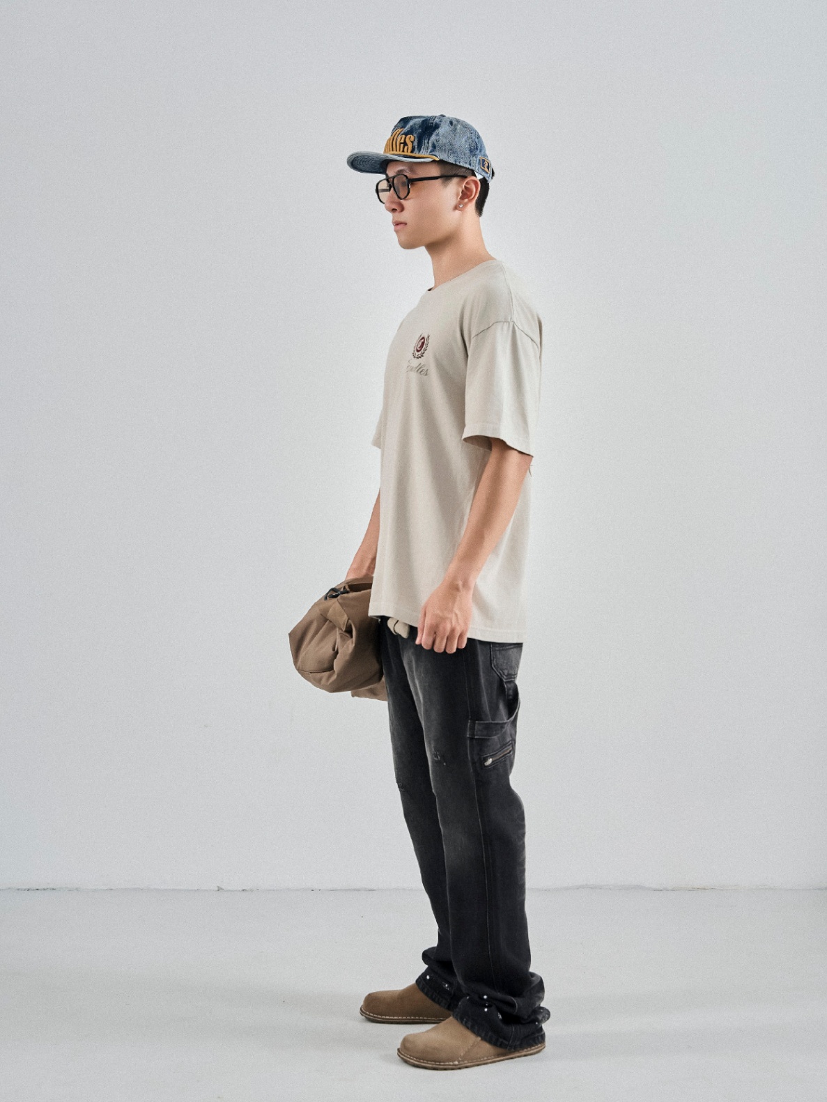 Candles Legacy Tshirt Beige