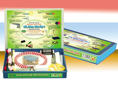 Bộ dụng cụ cắt khâu thêu 4 MIC (MN)