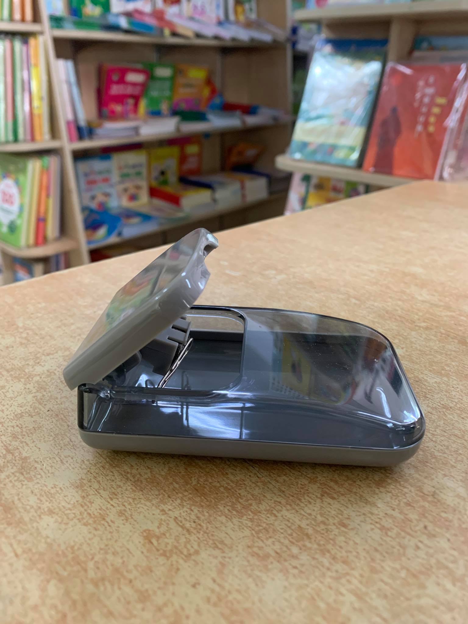 Hộp đựng ghim 988