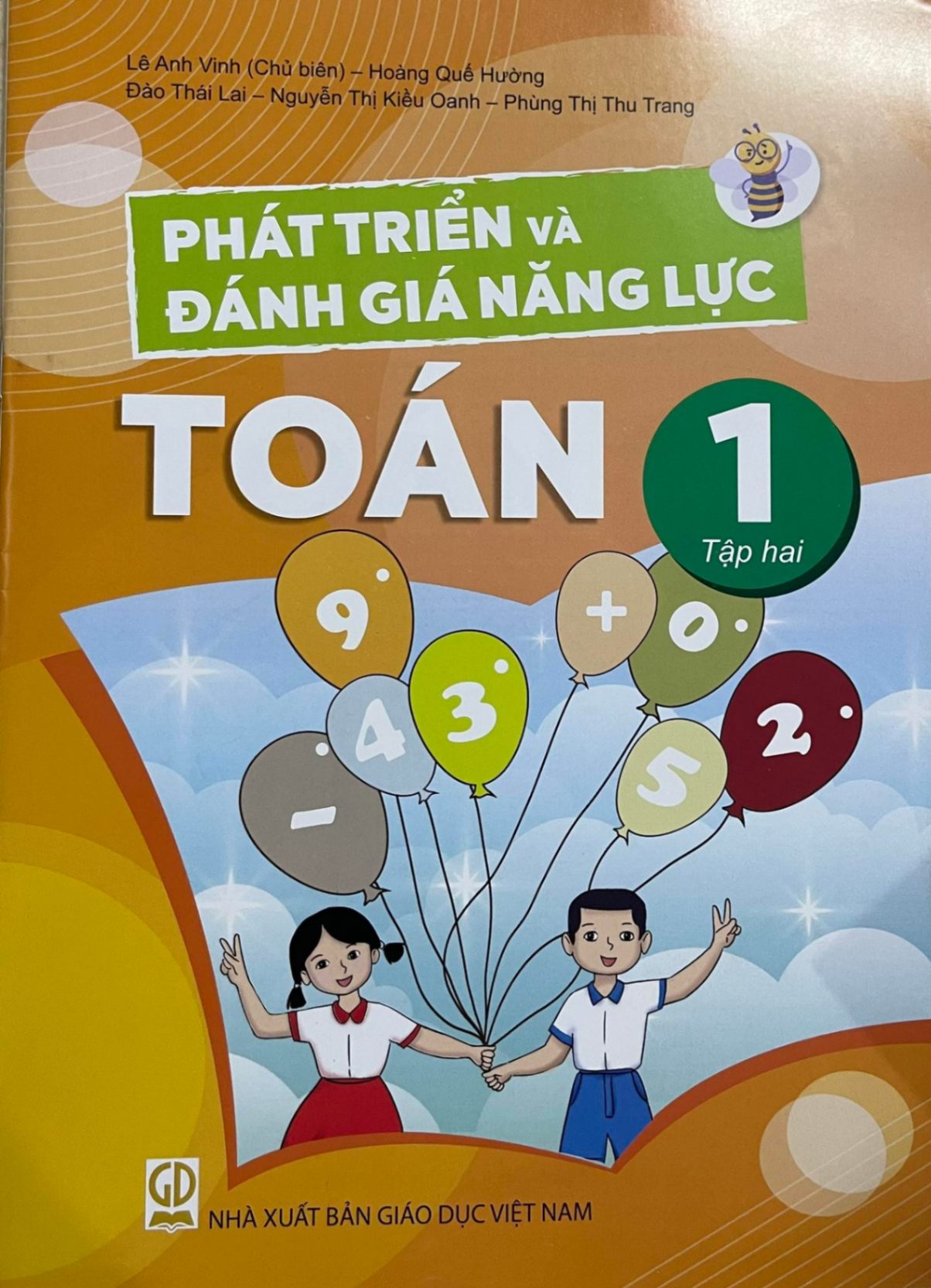 Phát triển và đánh giá năng lực toán lớp 1 tập 2