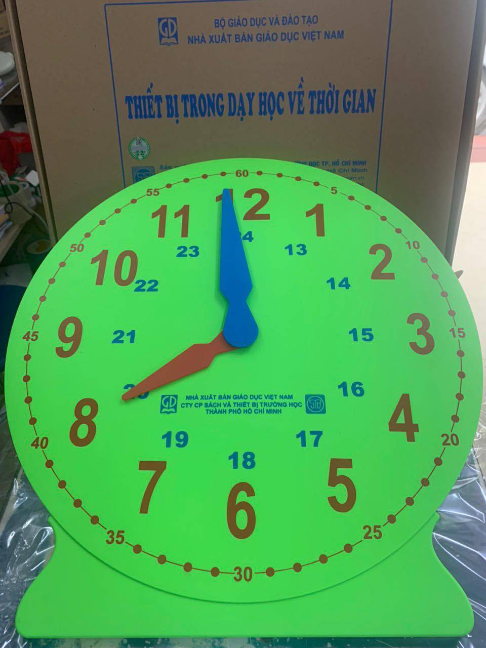 Bộ thiết bị trong dạy học về thời gian