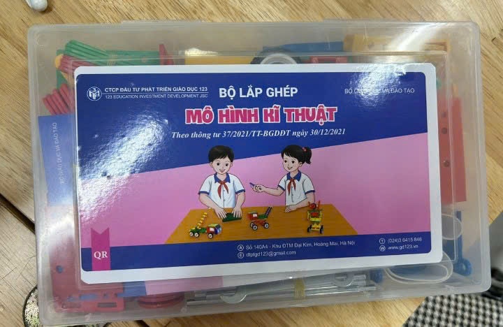 Bộ lắp ghép mô hình kĩ thuât
