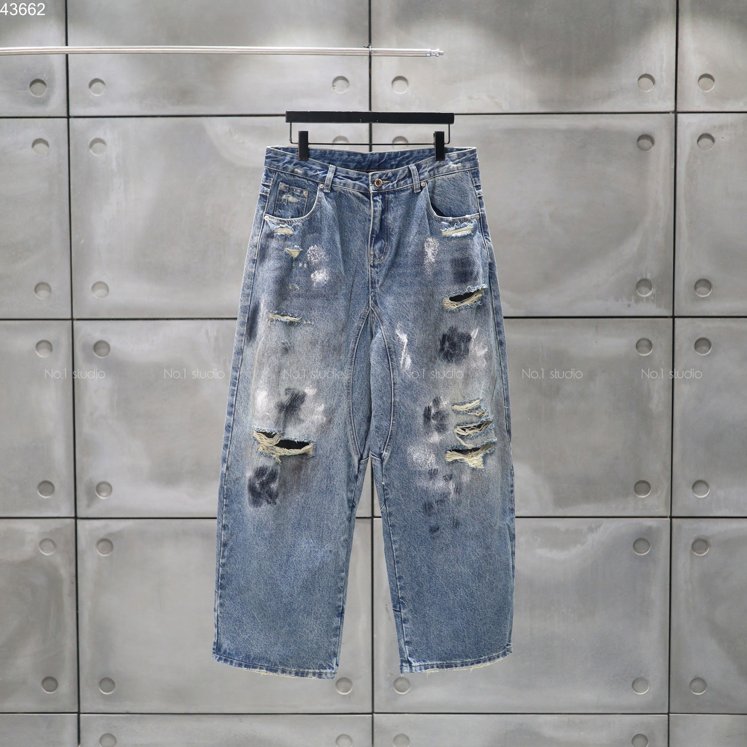 Baggy jean No.1 rách vẩy sơn Qu25185 xanh