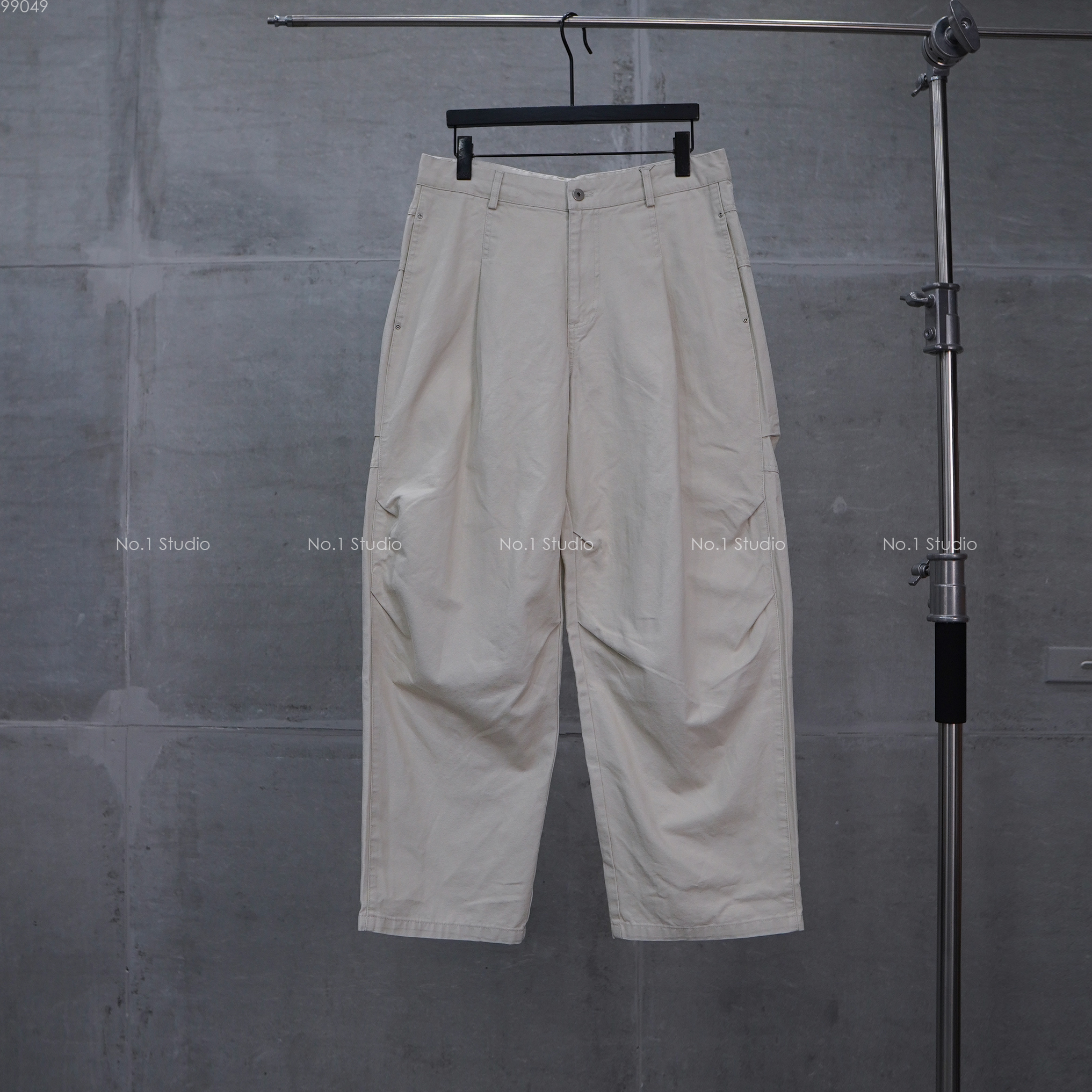 Cargo No.1 SE99049