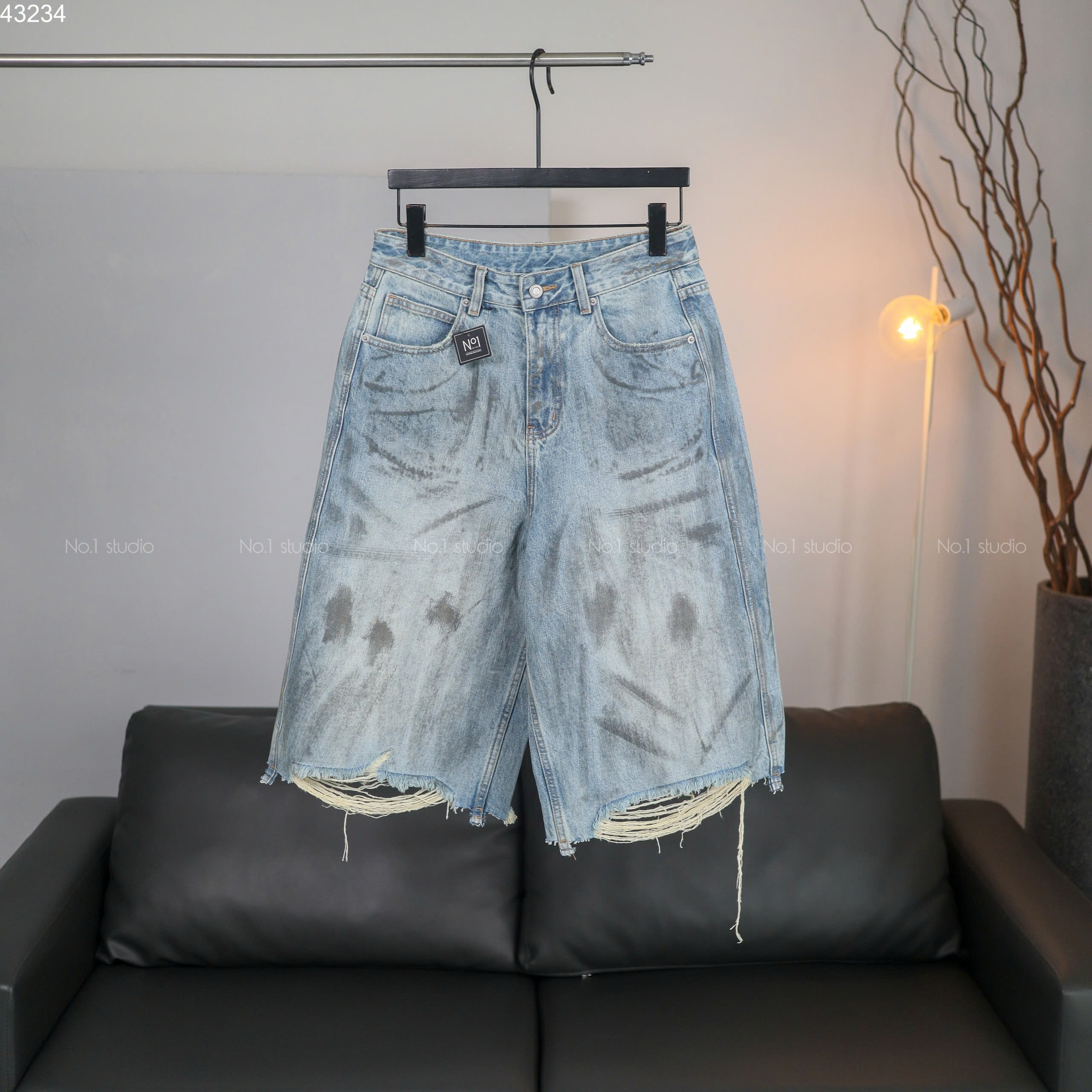 Half Cut jean No.1 loang rách gấu 33089