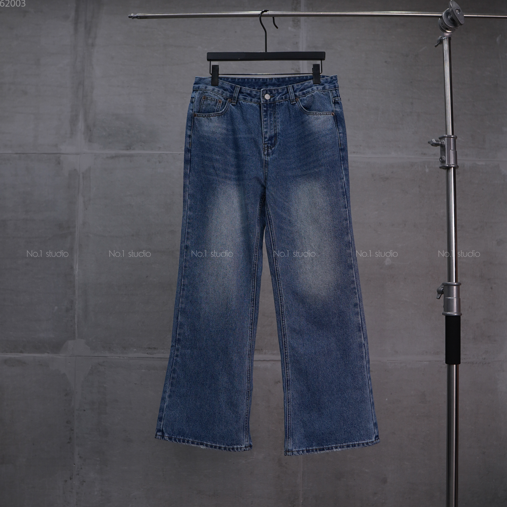 Jean No.1 ống loe basic CH62003