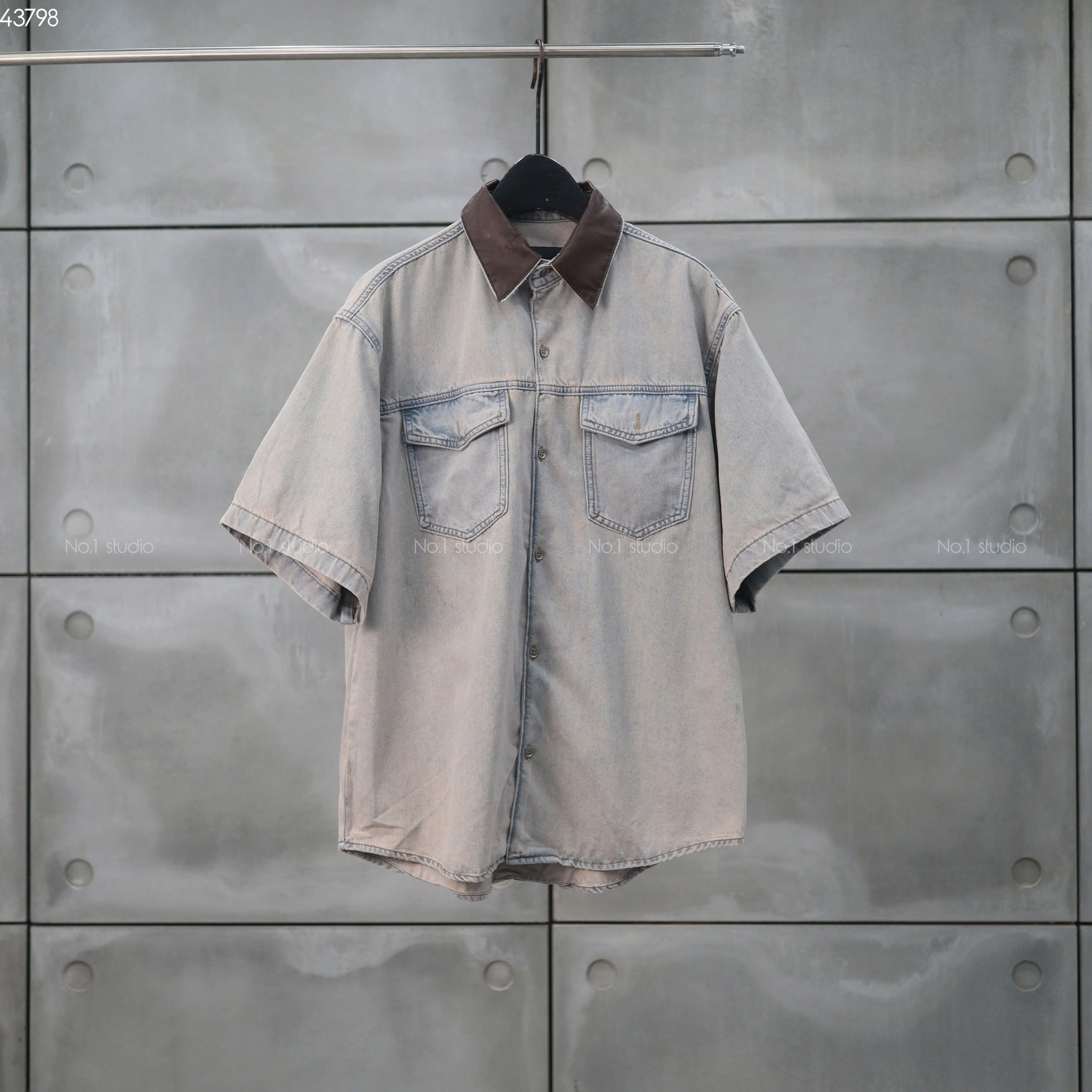 SM jean No.1 cộc tây cổ da 02323