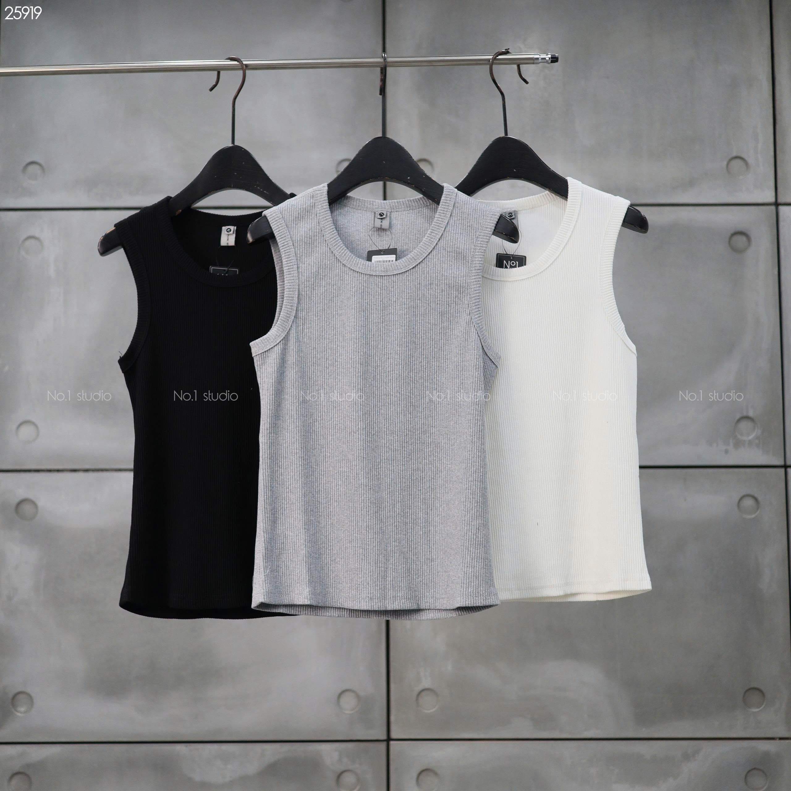 Tanktop No.1 made 256021