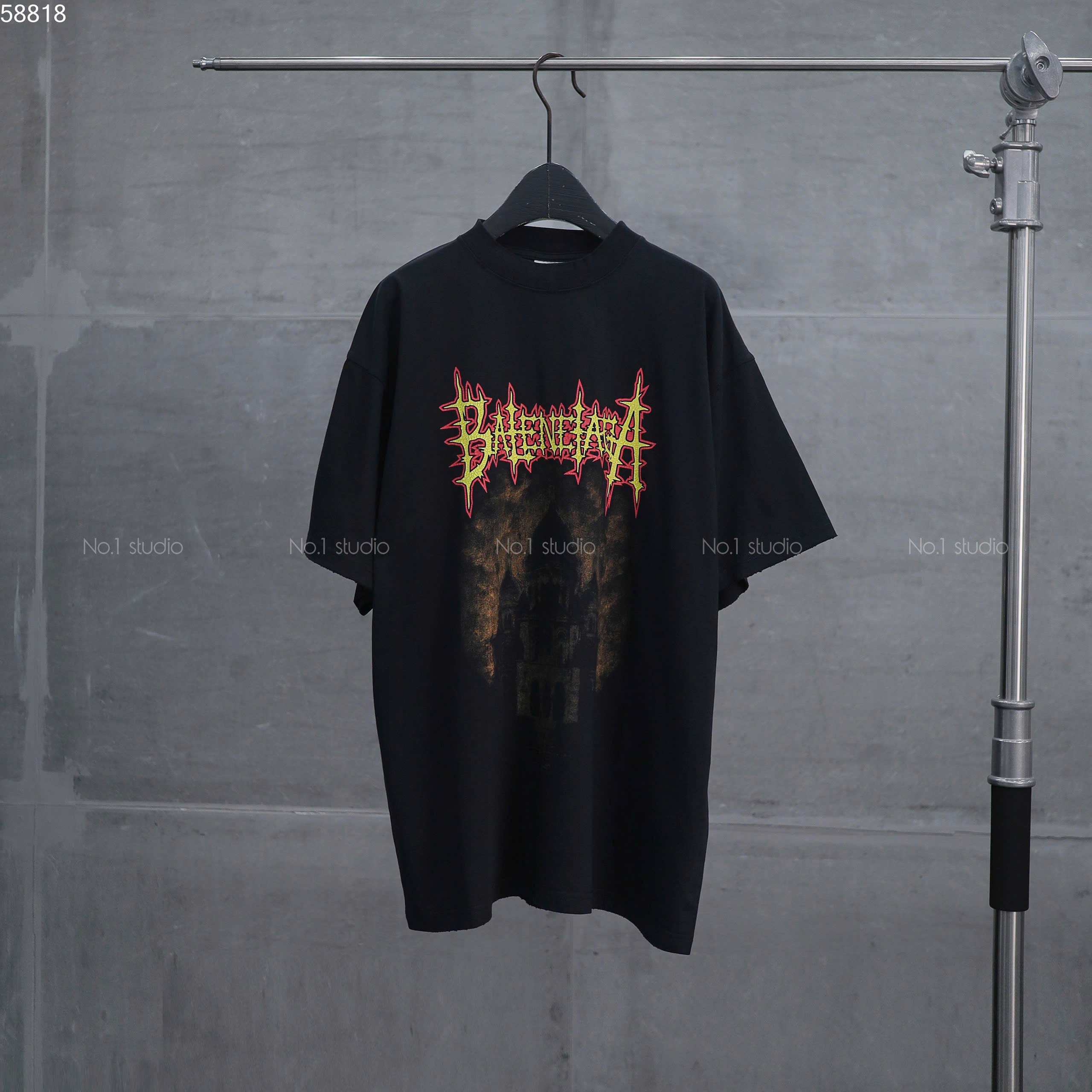 Tee BLCAG lâu đài 1240