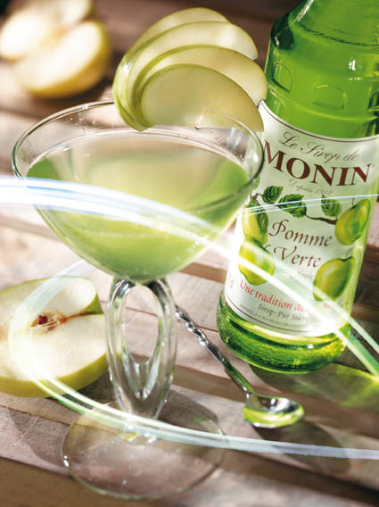 Siro Táo xanh Monin (Green Apple syrup) - chai 700ml