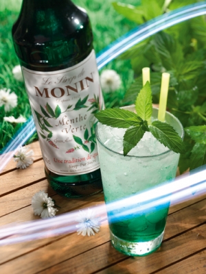 Siro Bạc hà xanh Monin (Green mint syrup) - chai 700ml