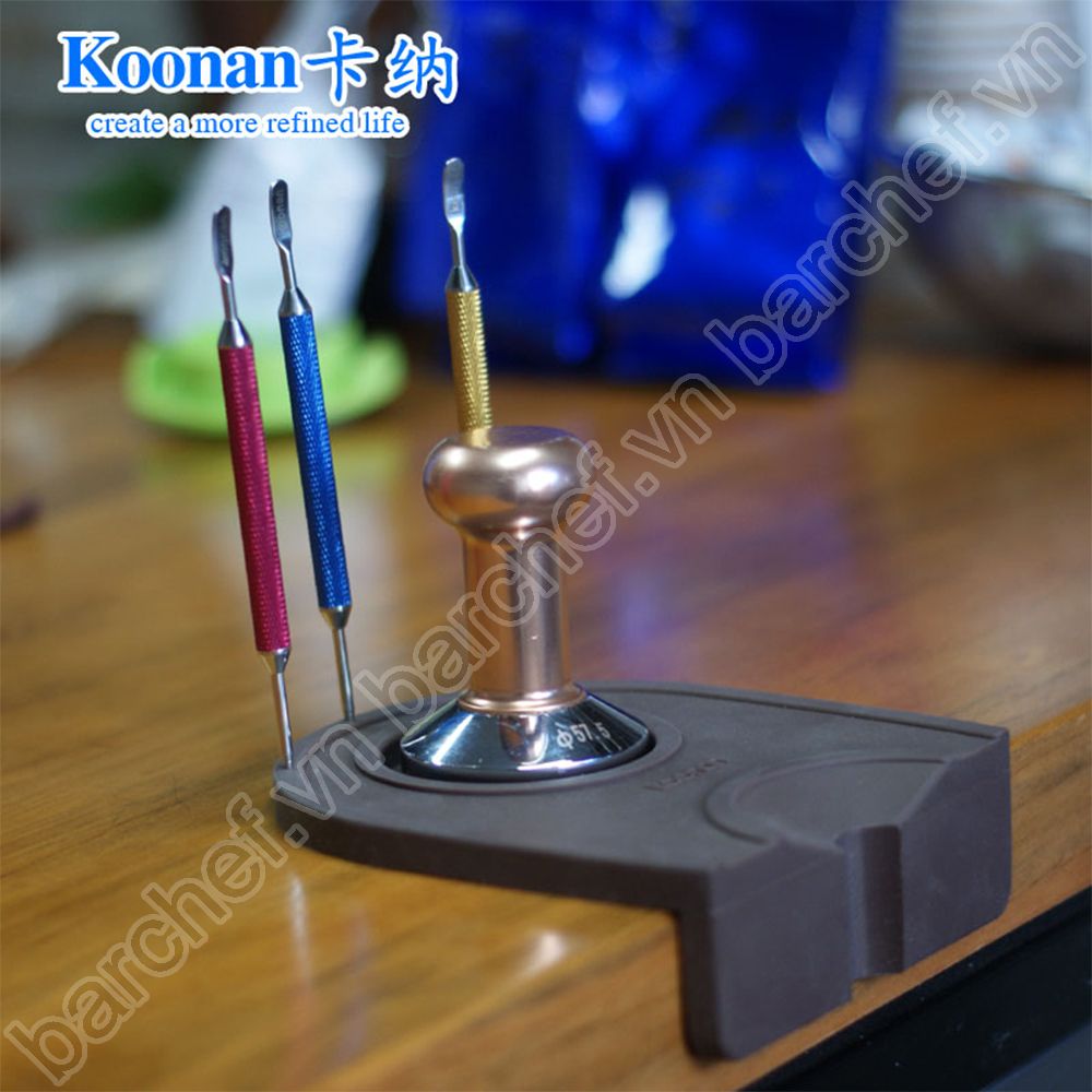 Thảm cao su lót Tamper Koonan (KN101) màu nâu