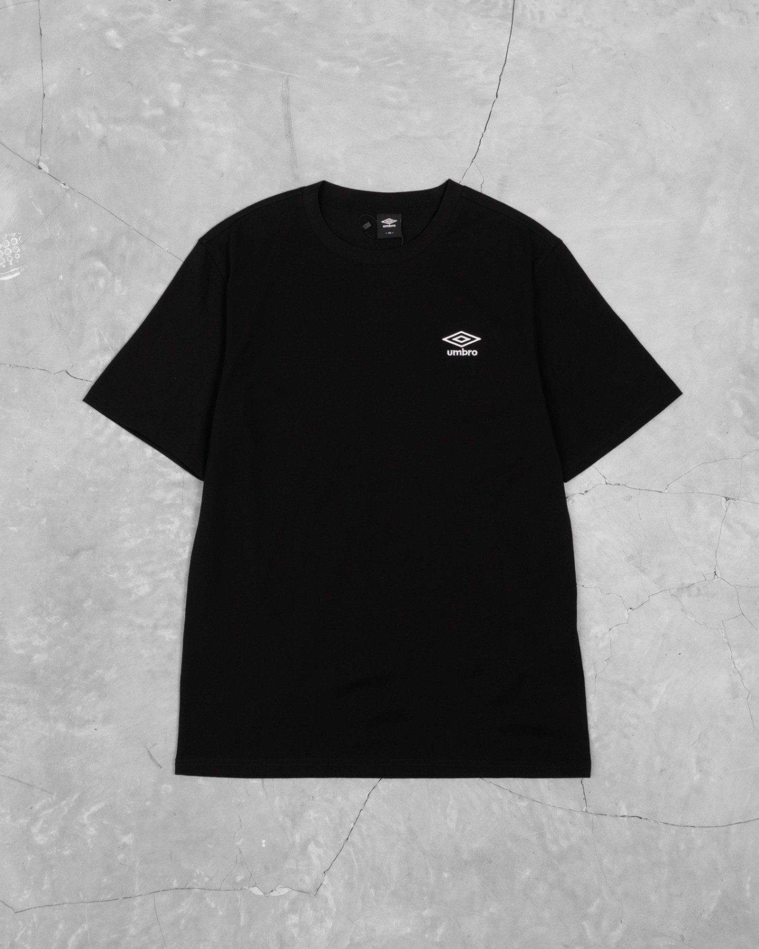 UMBRO ICONIC EMBOIDERY LOGO TSHIRT