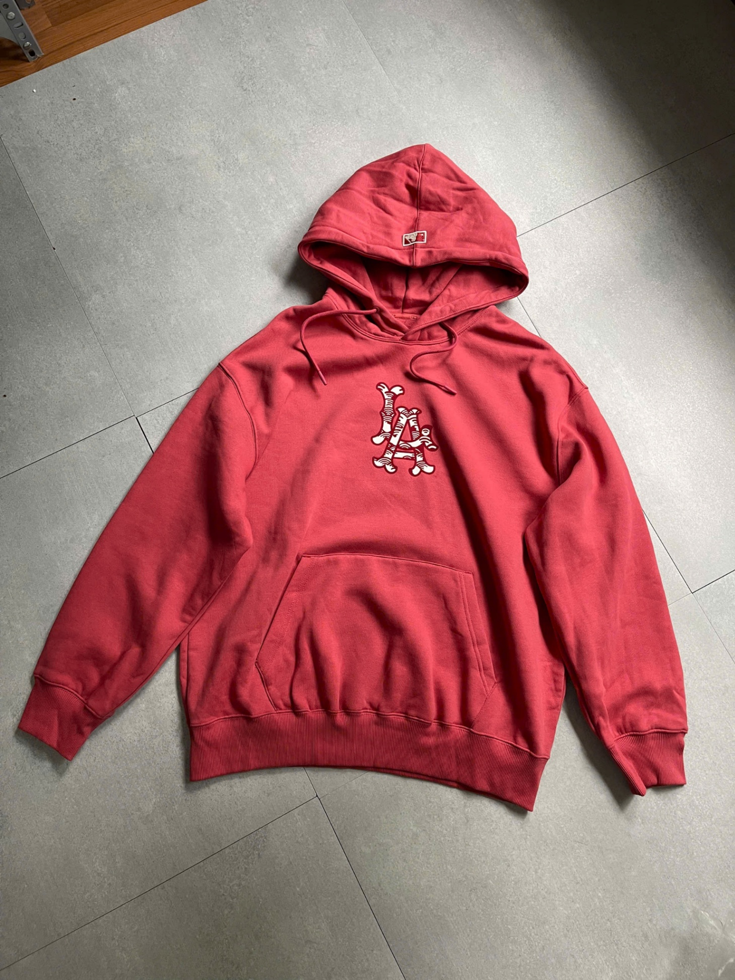 ML.B BIG LOGO HOODIE