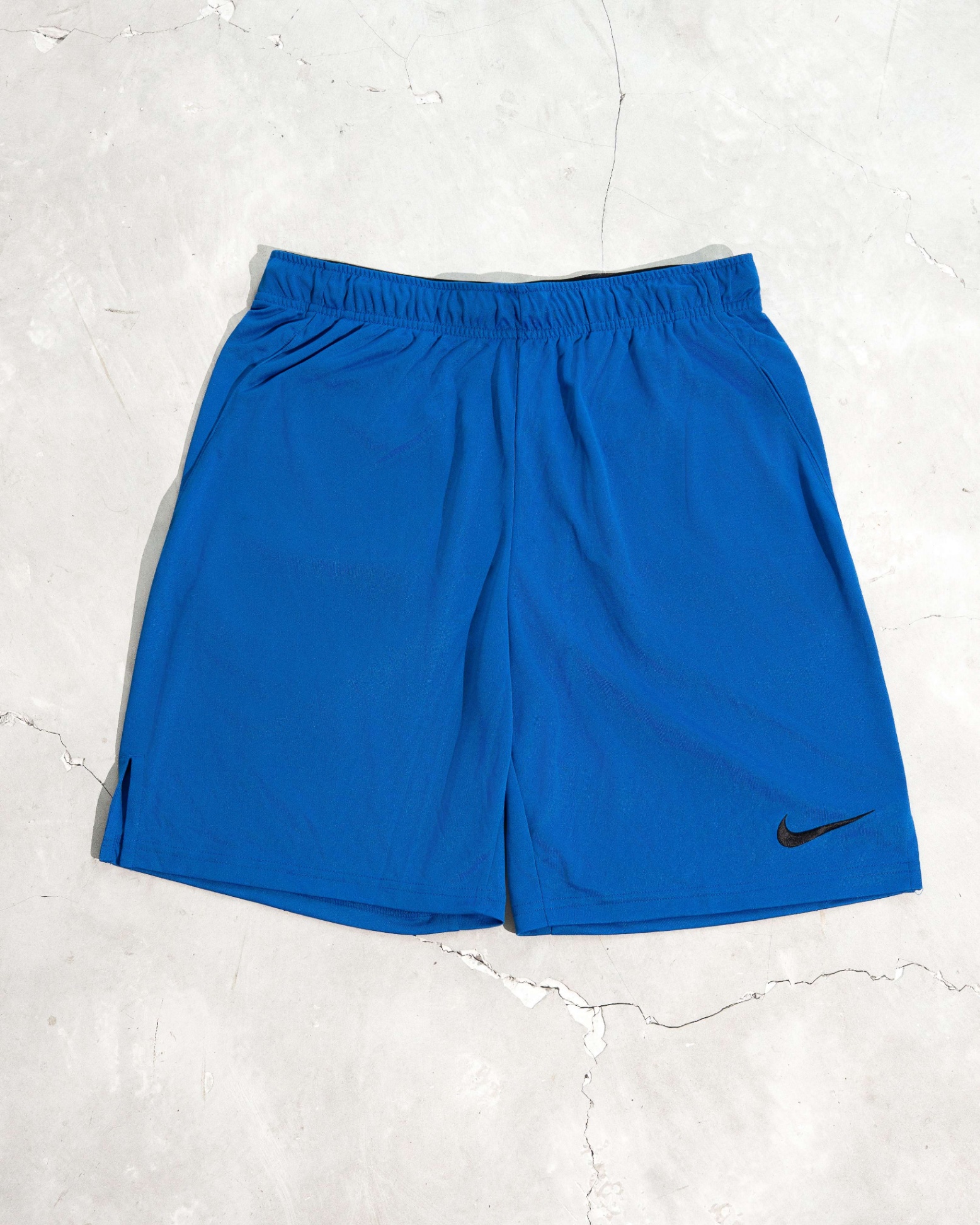 NIK.E SHORTS DRI-FIT SMALL LOGO BLACK