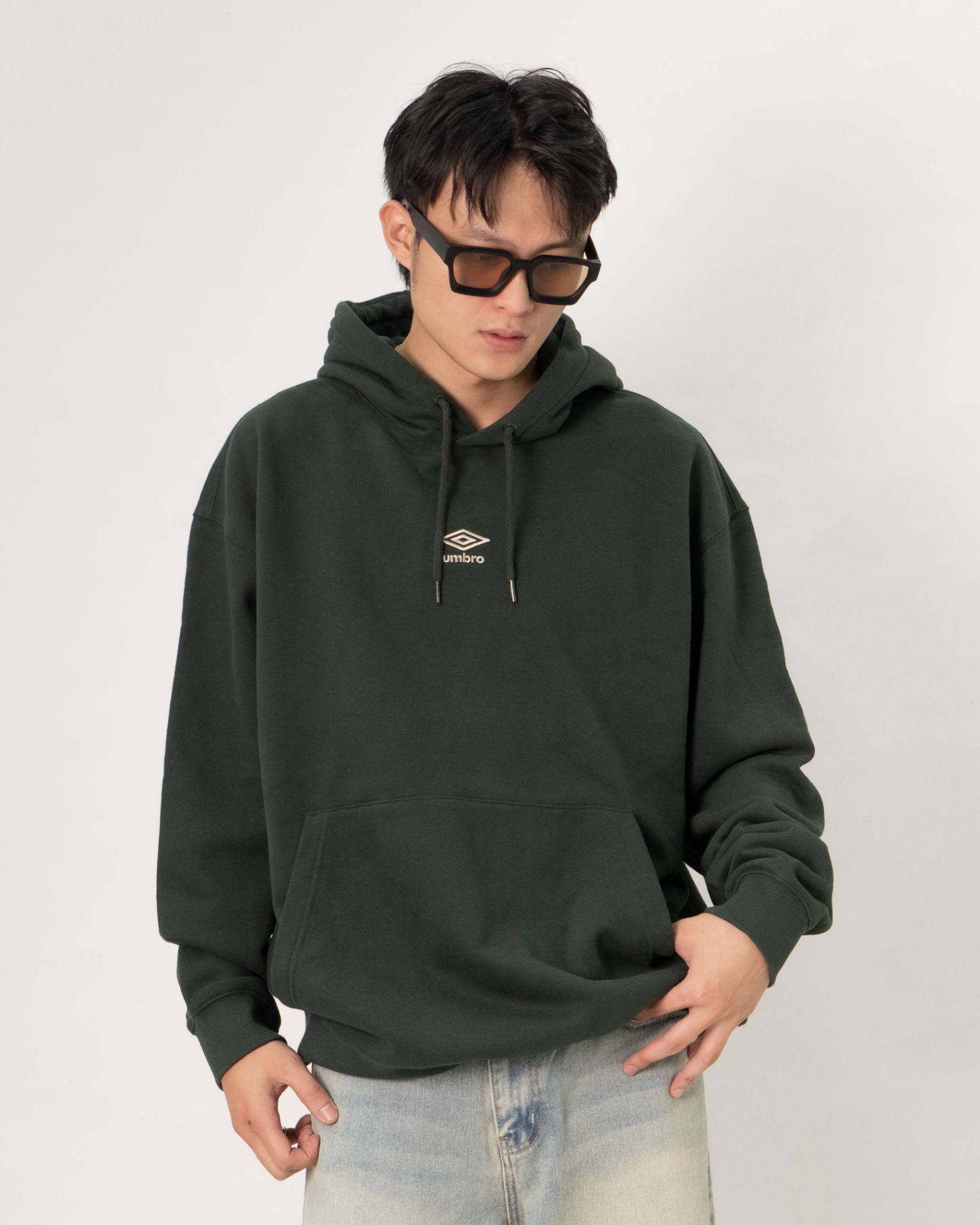 UMBR ESSENTIALS FLEECE SMALL LOGO HOODIE