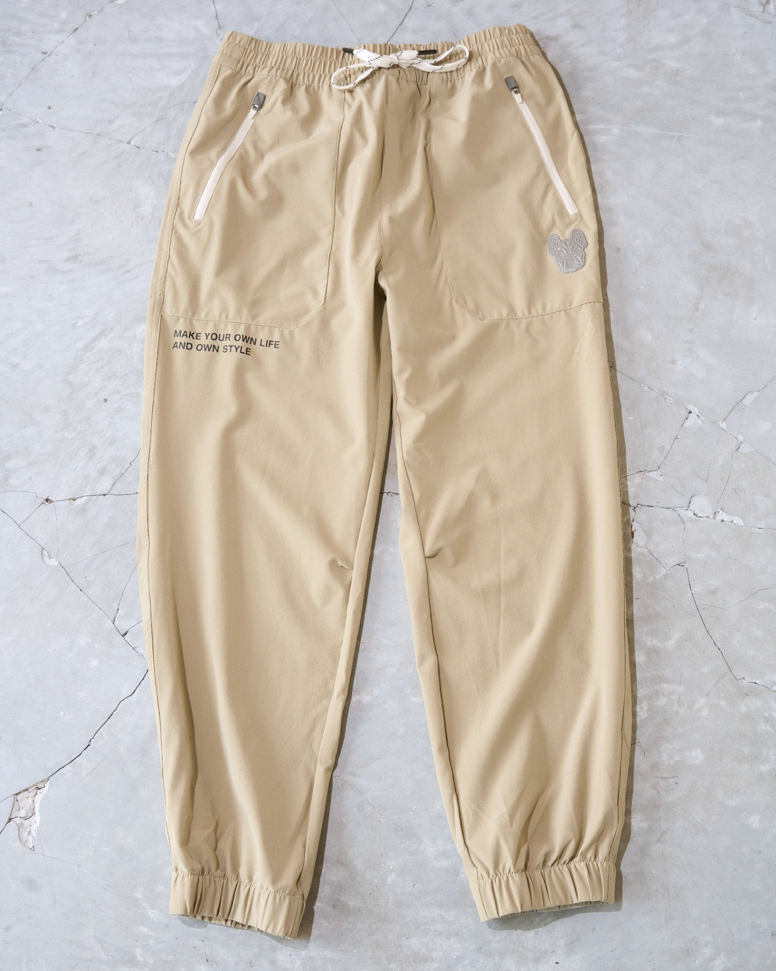 LIFEWOR RUBBER TAG JOGGER PANTS