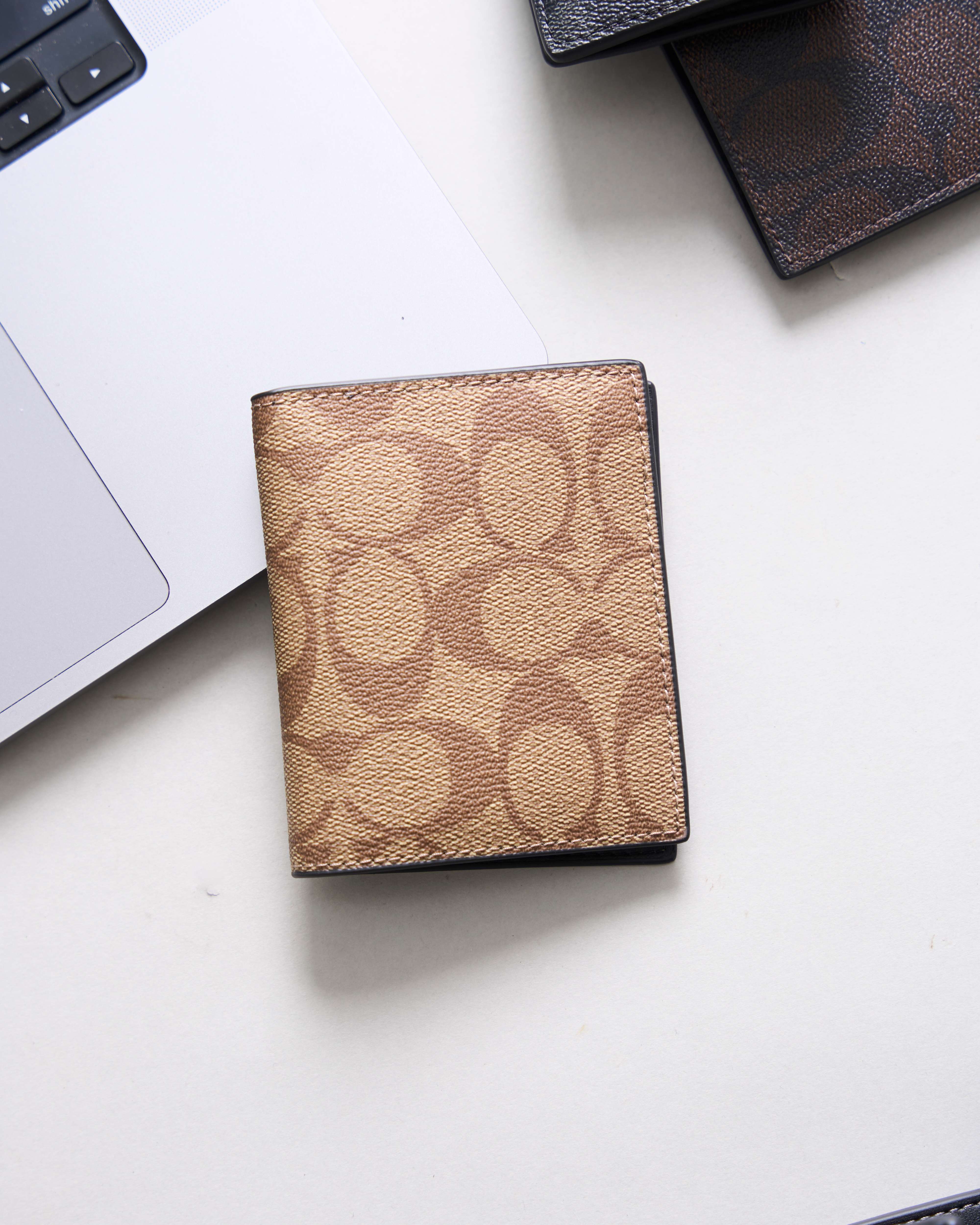 COA ID WALLET IN SIGNATURE CANVAS - BEIGE