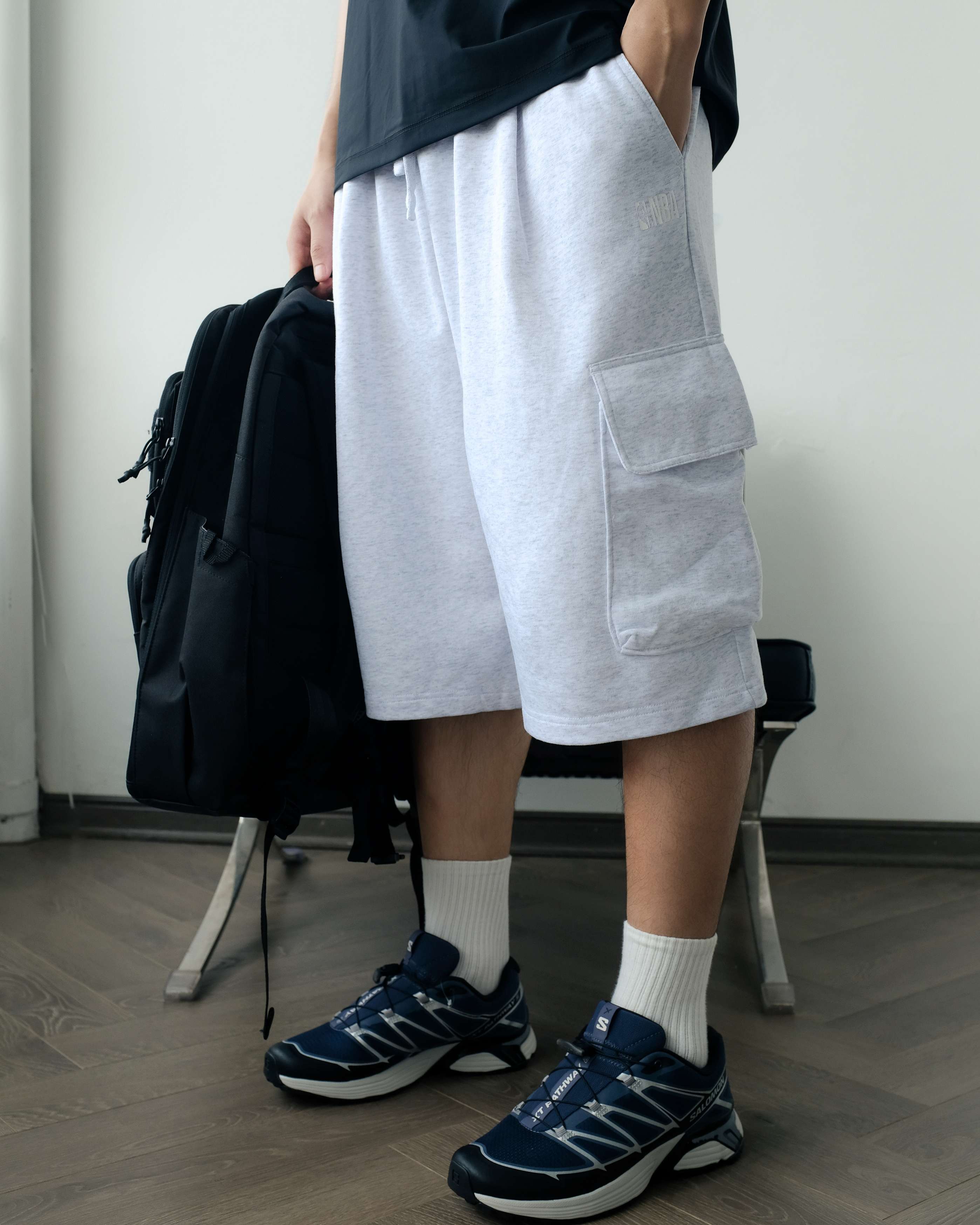 NB. A CARGO SWEATSHORT