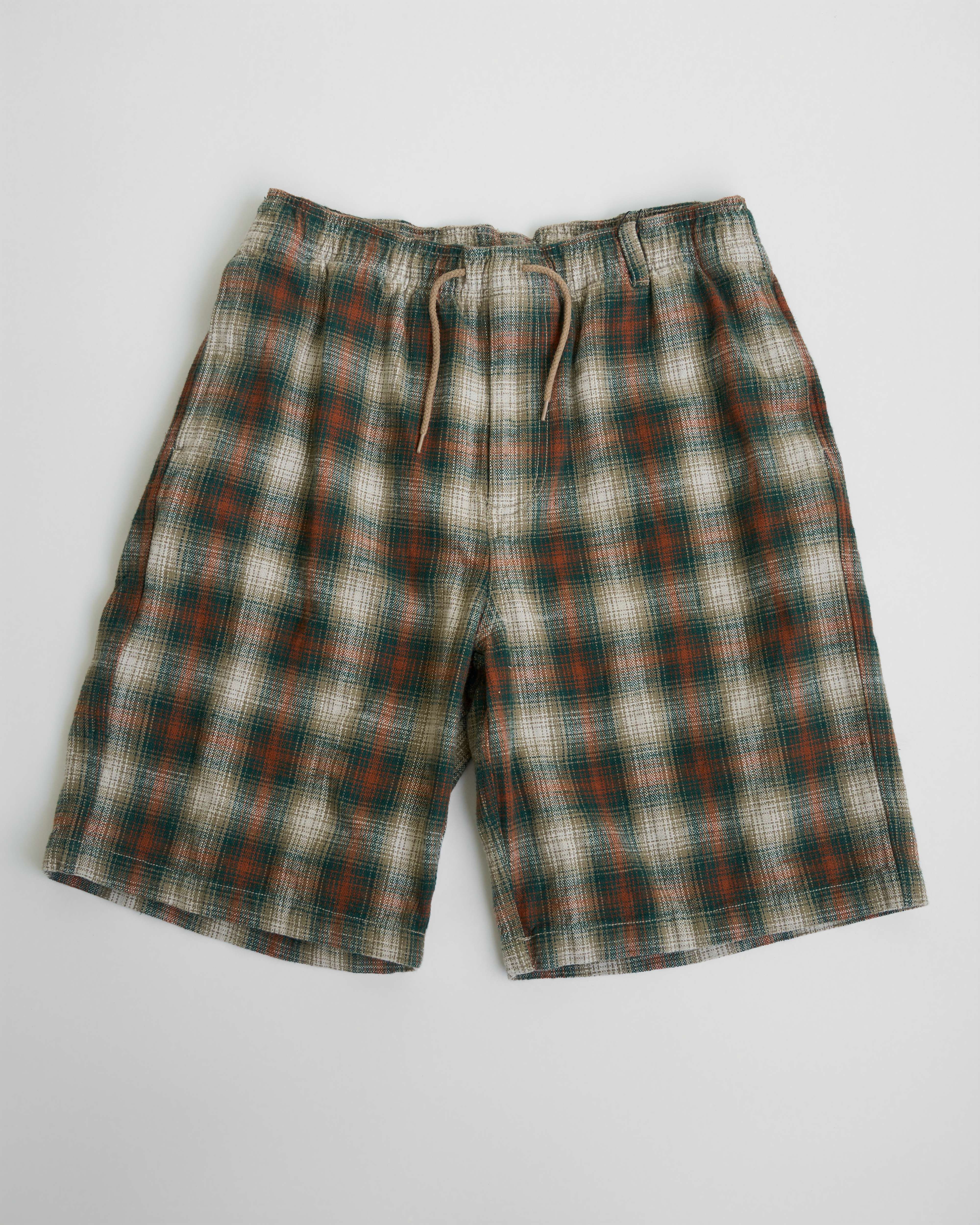 TINT BEACH SHORT