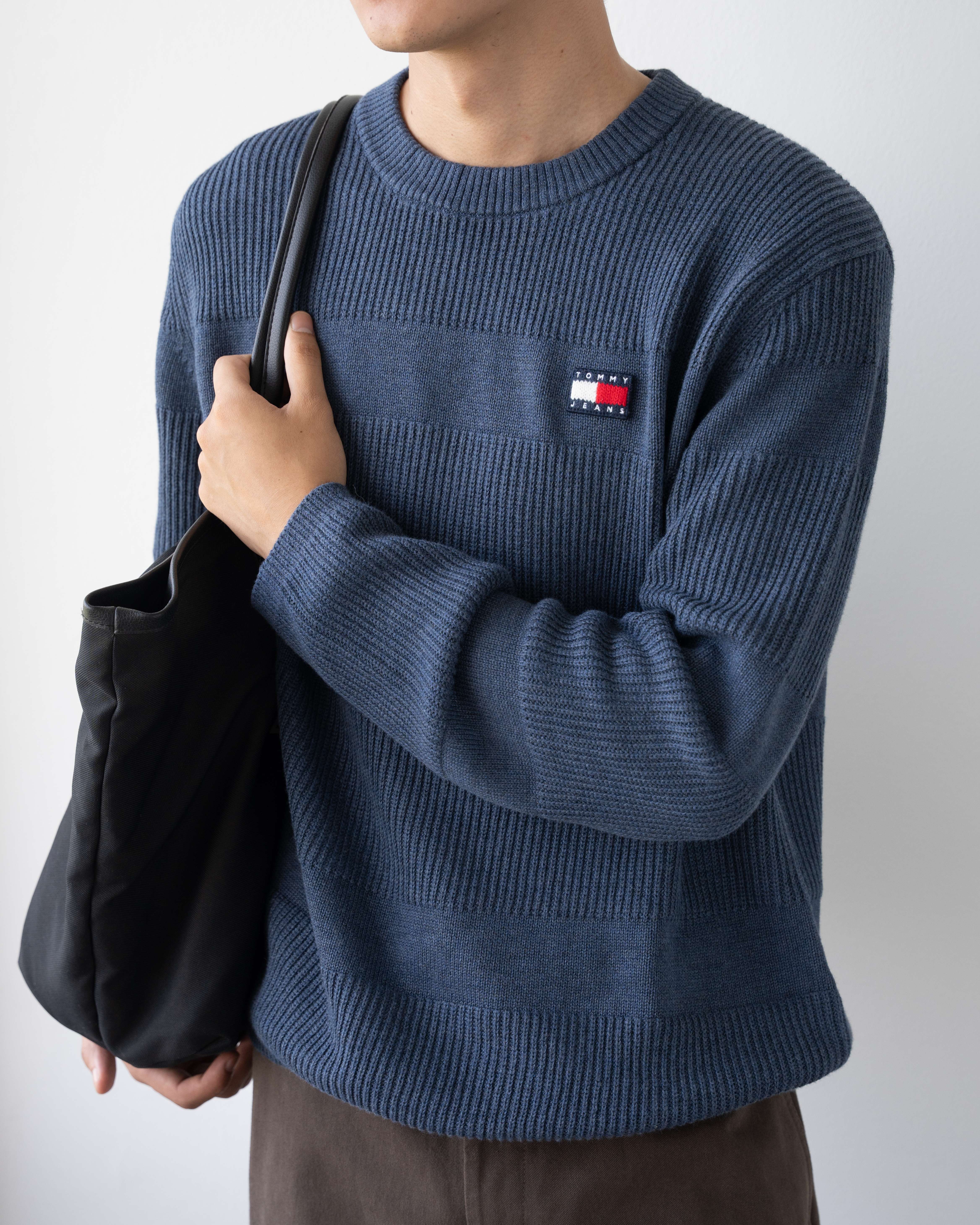 TM BADGE TEXTURED JUMPER KNIT