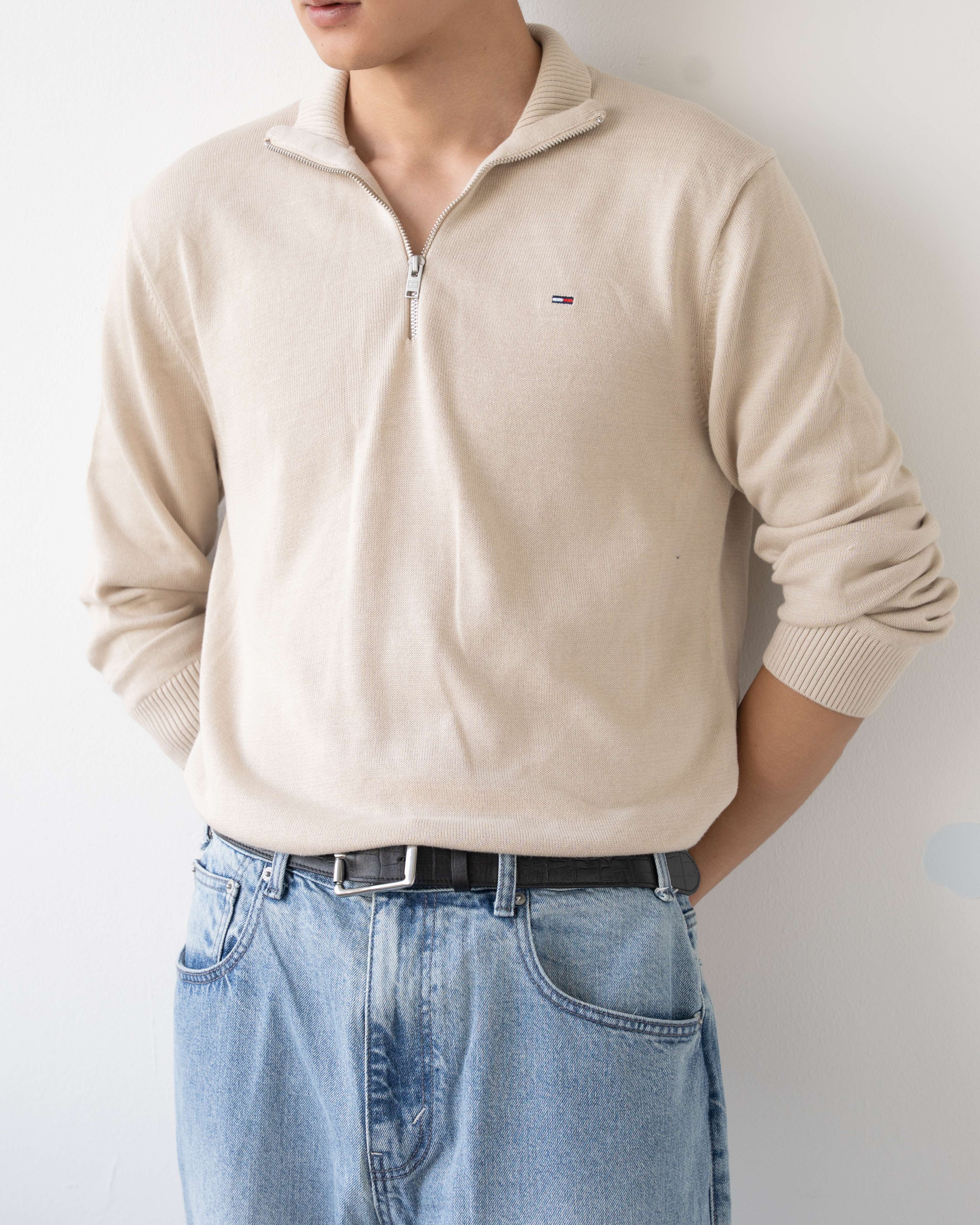 TM ICONIC LOGO HALF ZIP KNIT