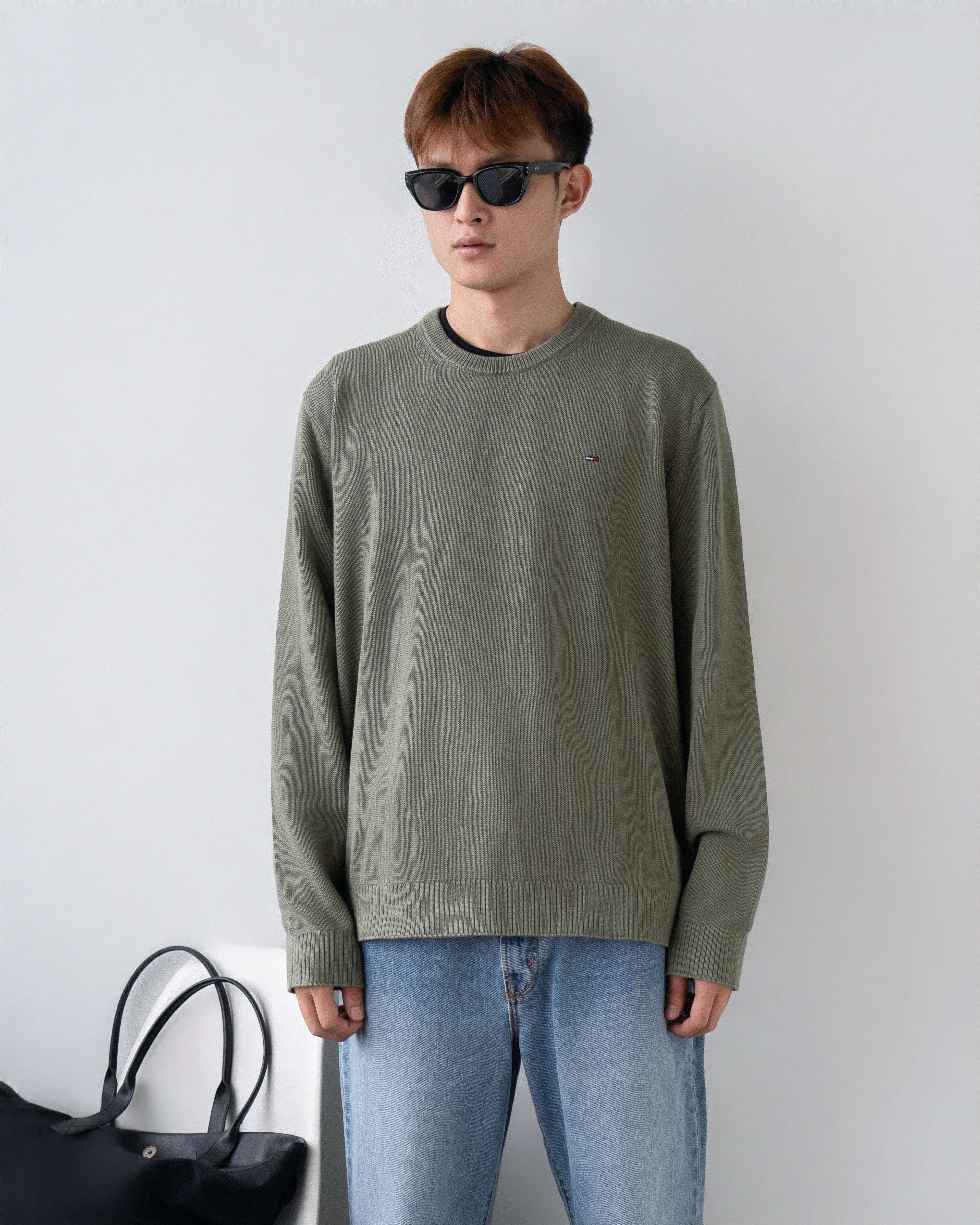 TM JEAN BASSI.C ICONIC LOGO KNIT SWEATER