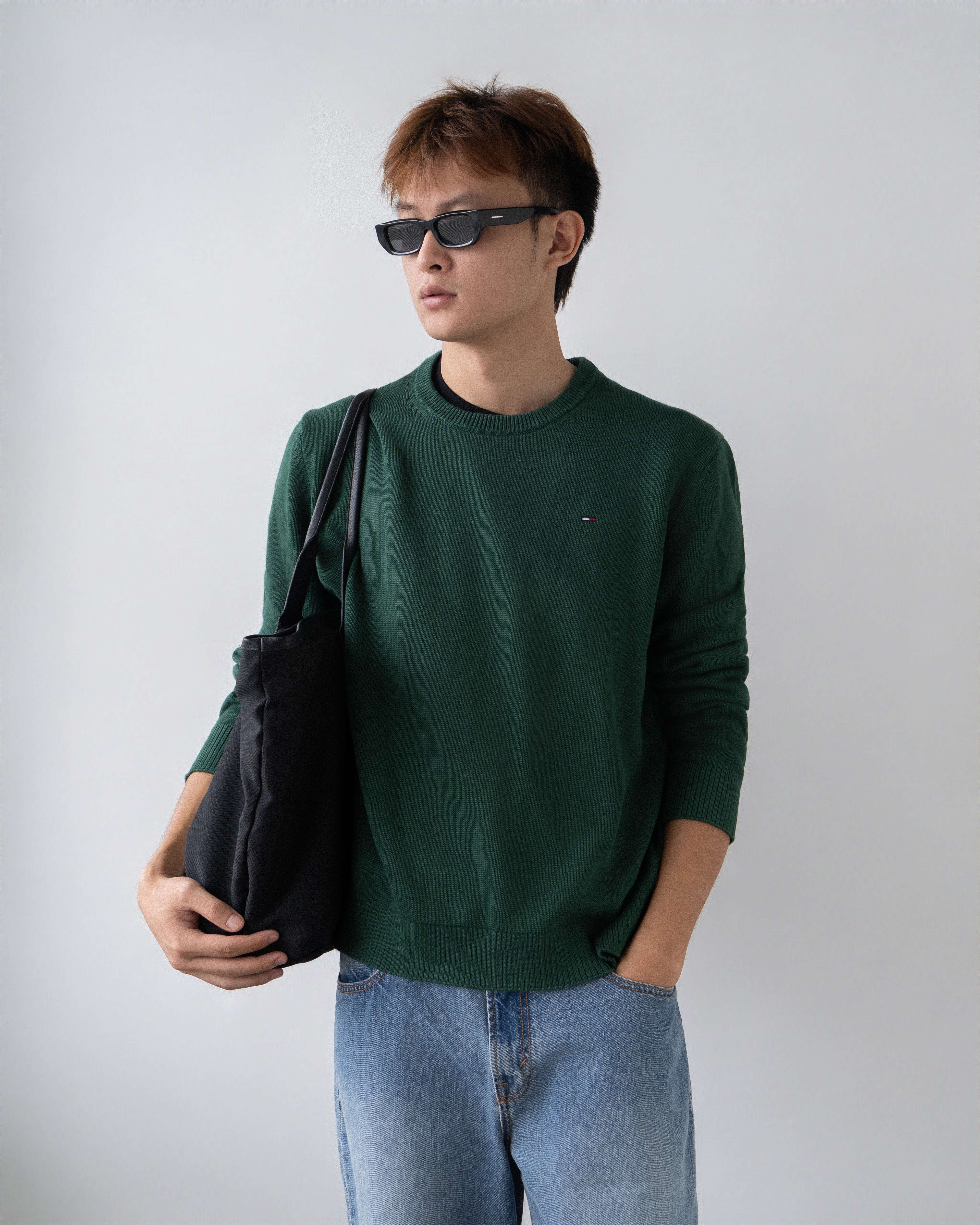 TM JEAN BASSIC ICONIC LOGO KNIT SWEATE.R