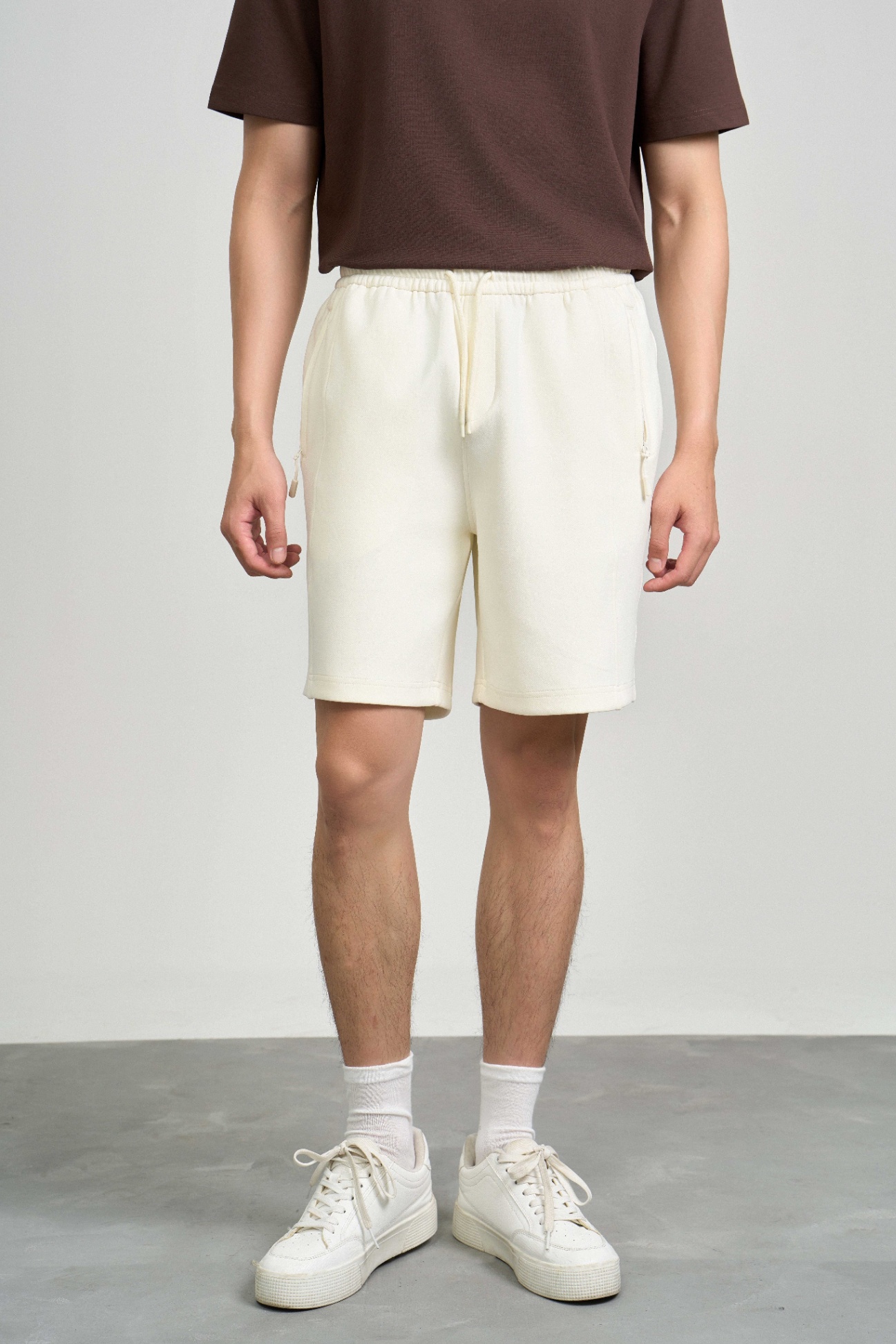Quần Short Nỉ Regular 8138