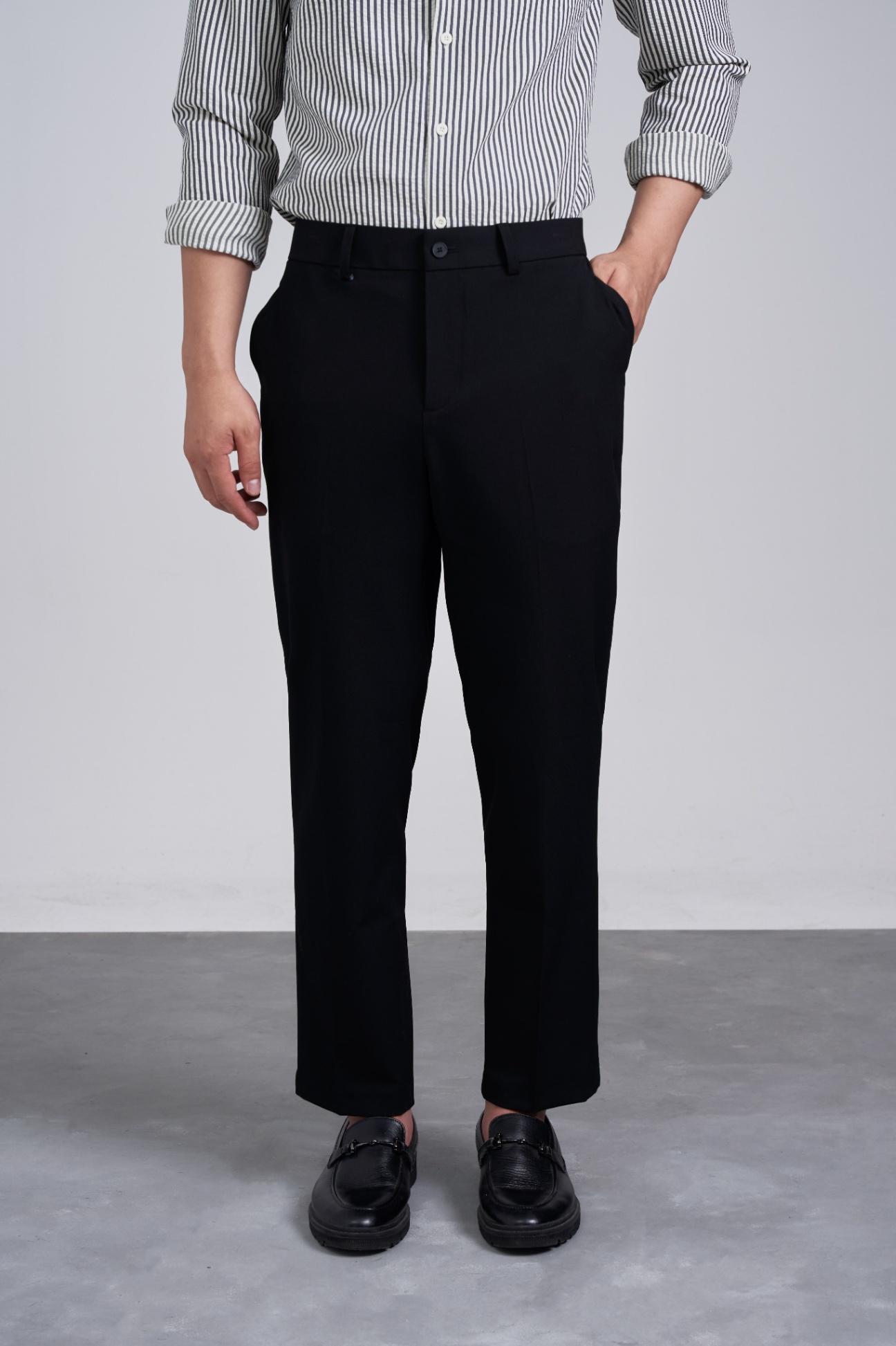 Quần Âu Slim Polyester 7129